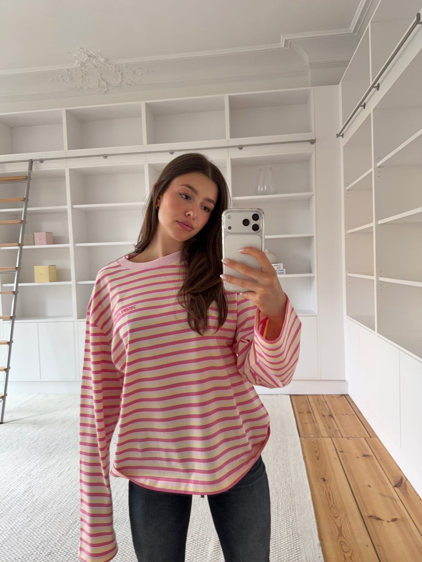 classic longsleeve milkshake