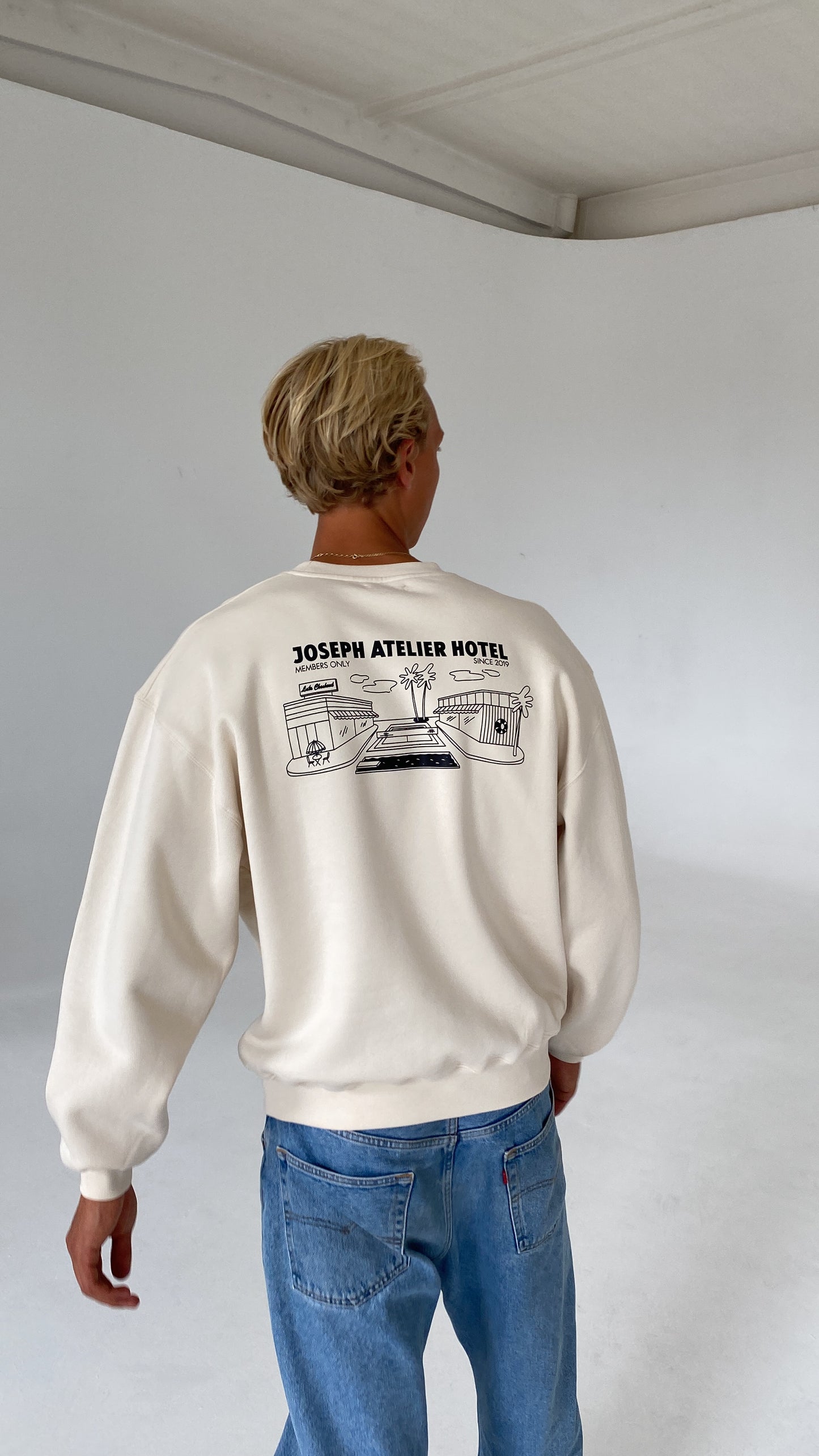 joseph atelier hotel cozy sweater - club edition