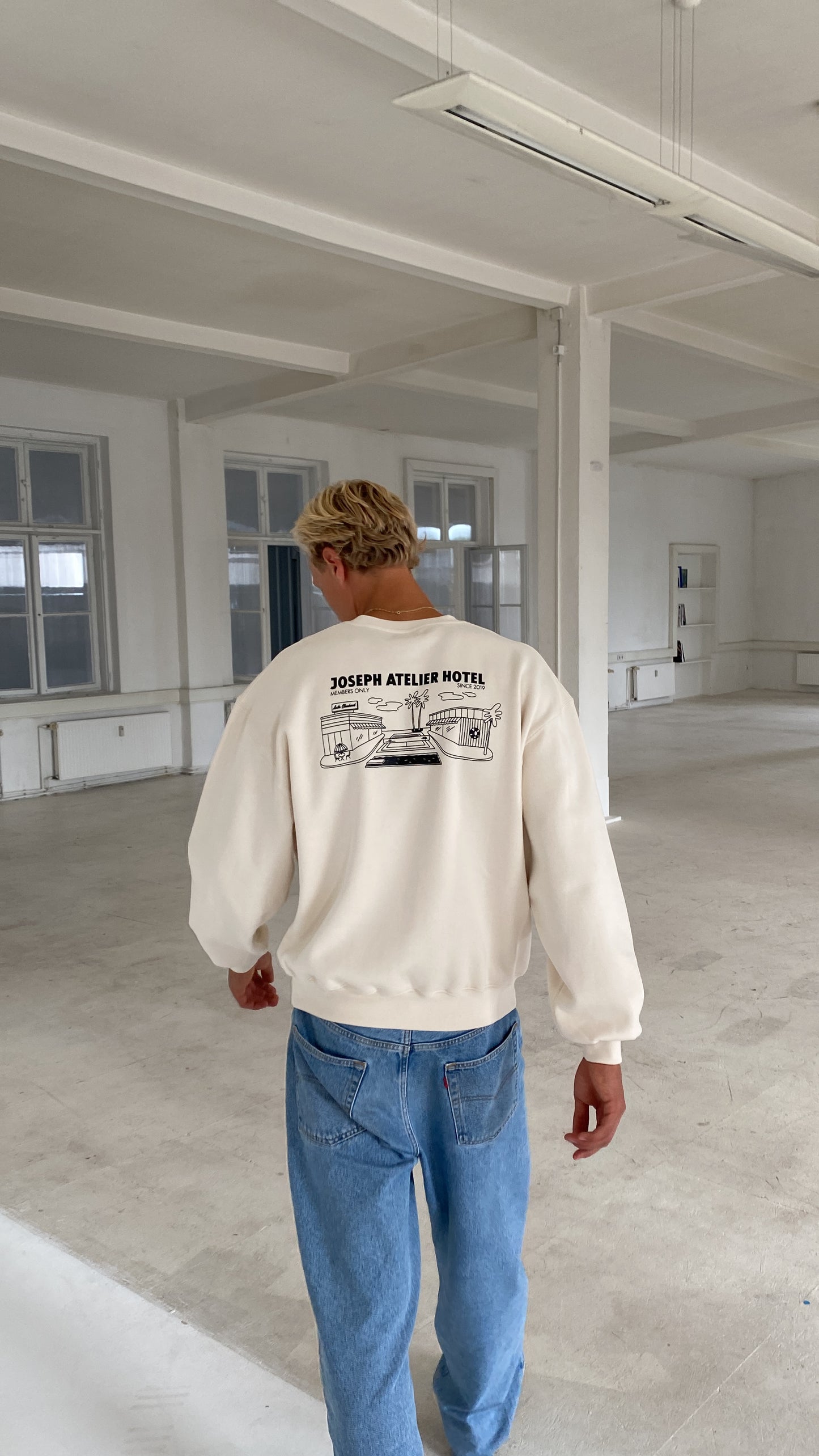 joseph atelier hotel cozy sweater - club edition