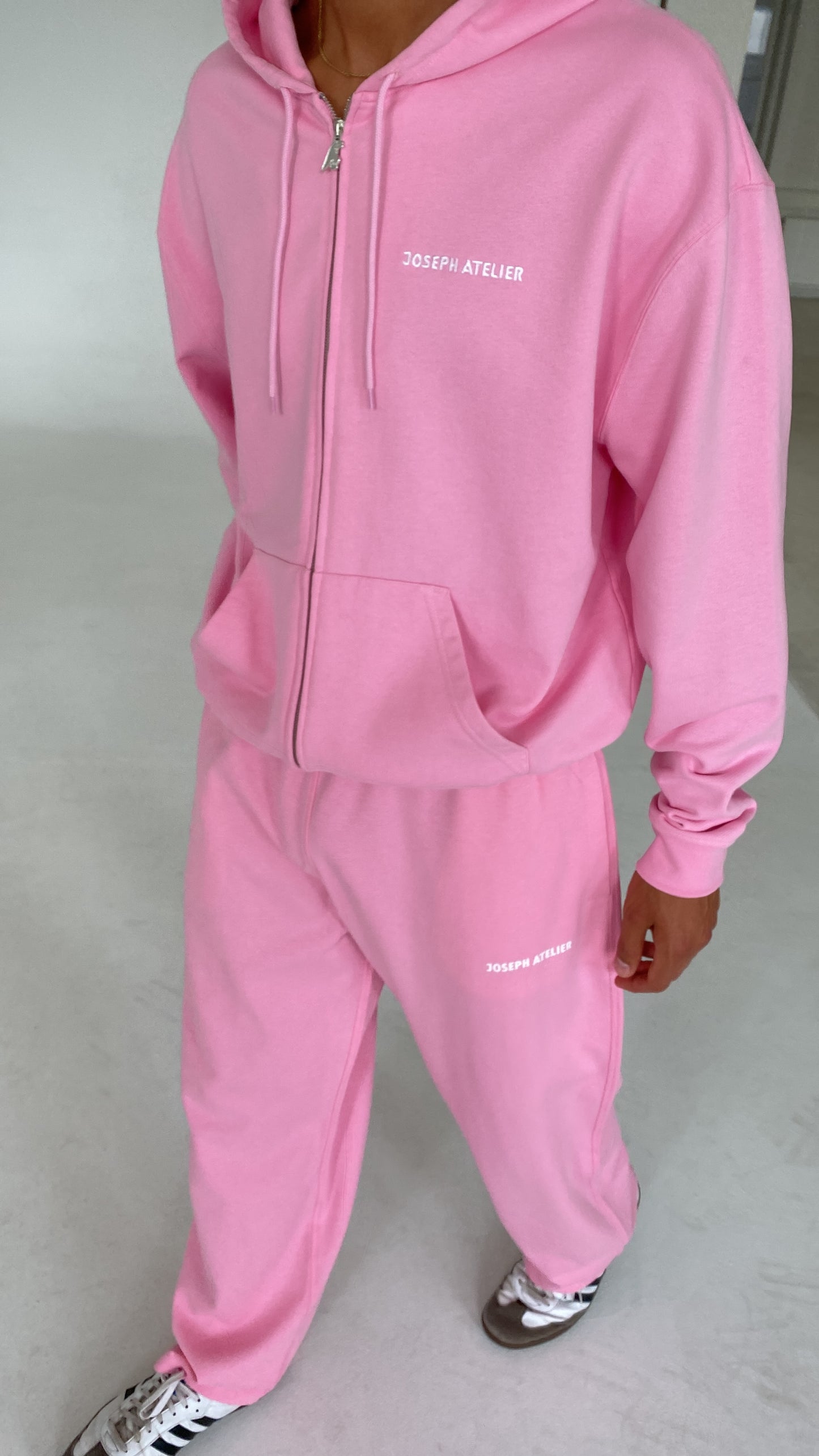 jogger pants