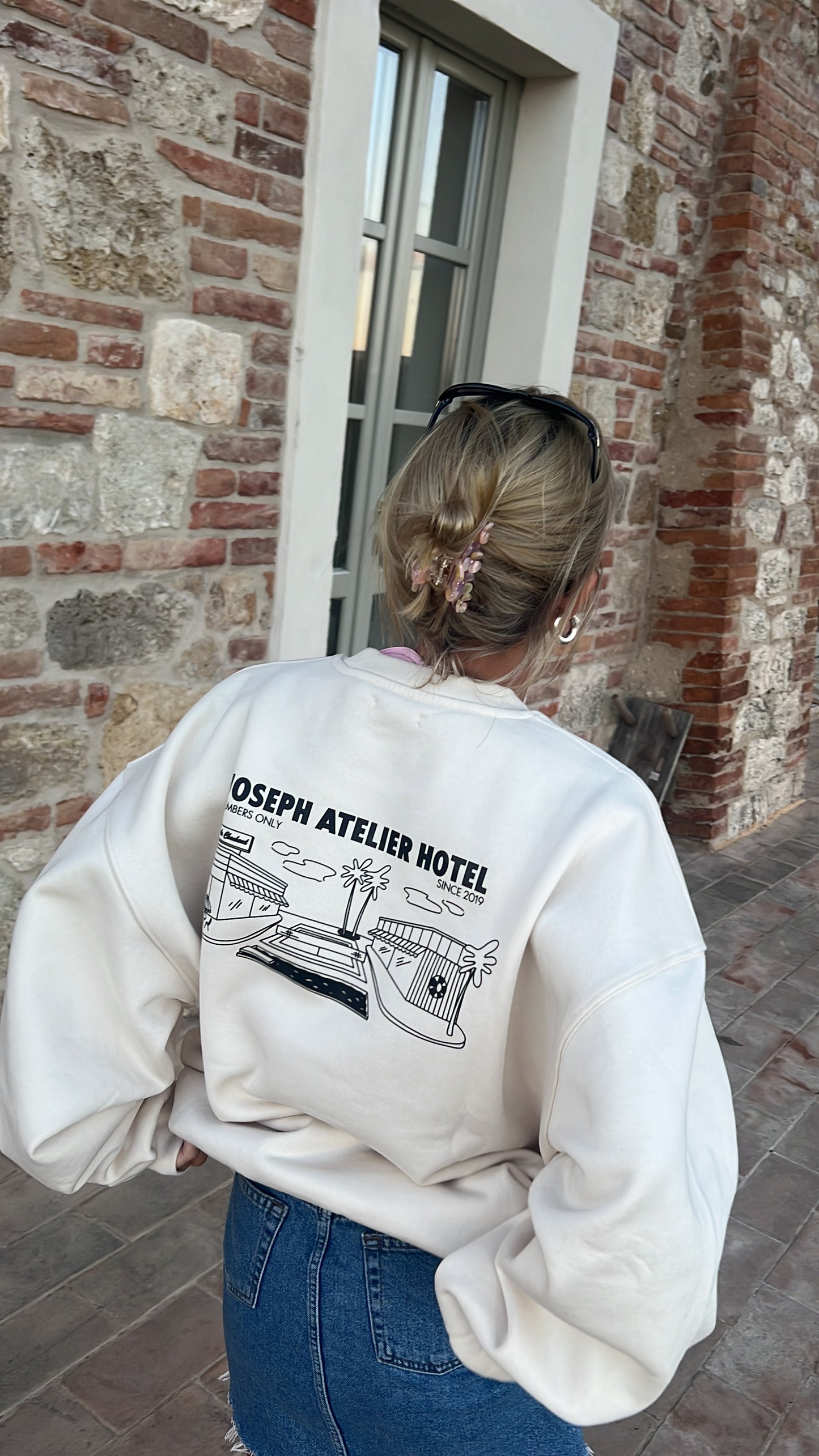 joseph atelier hotel cozy sweater - club edition