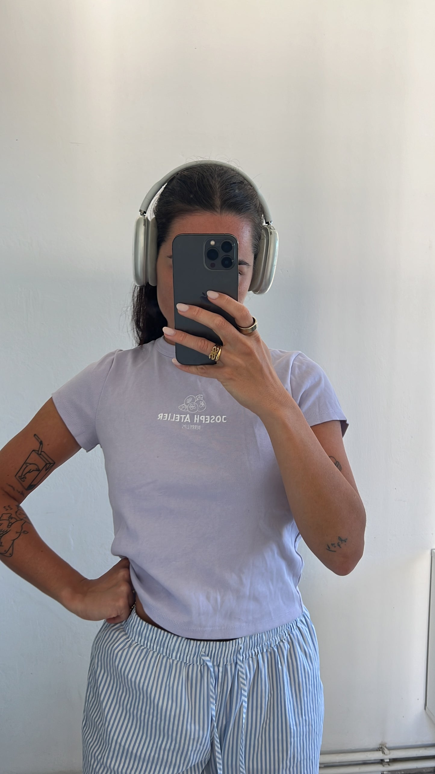 blueberry cropped tee