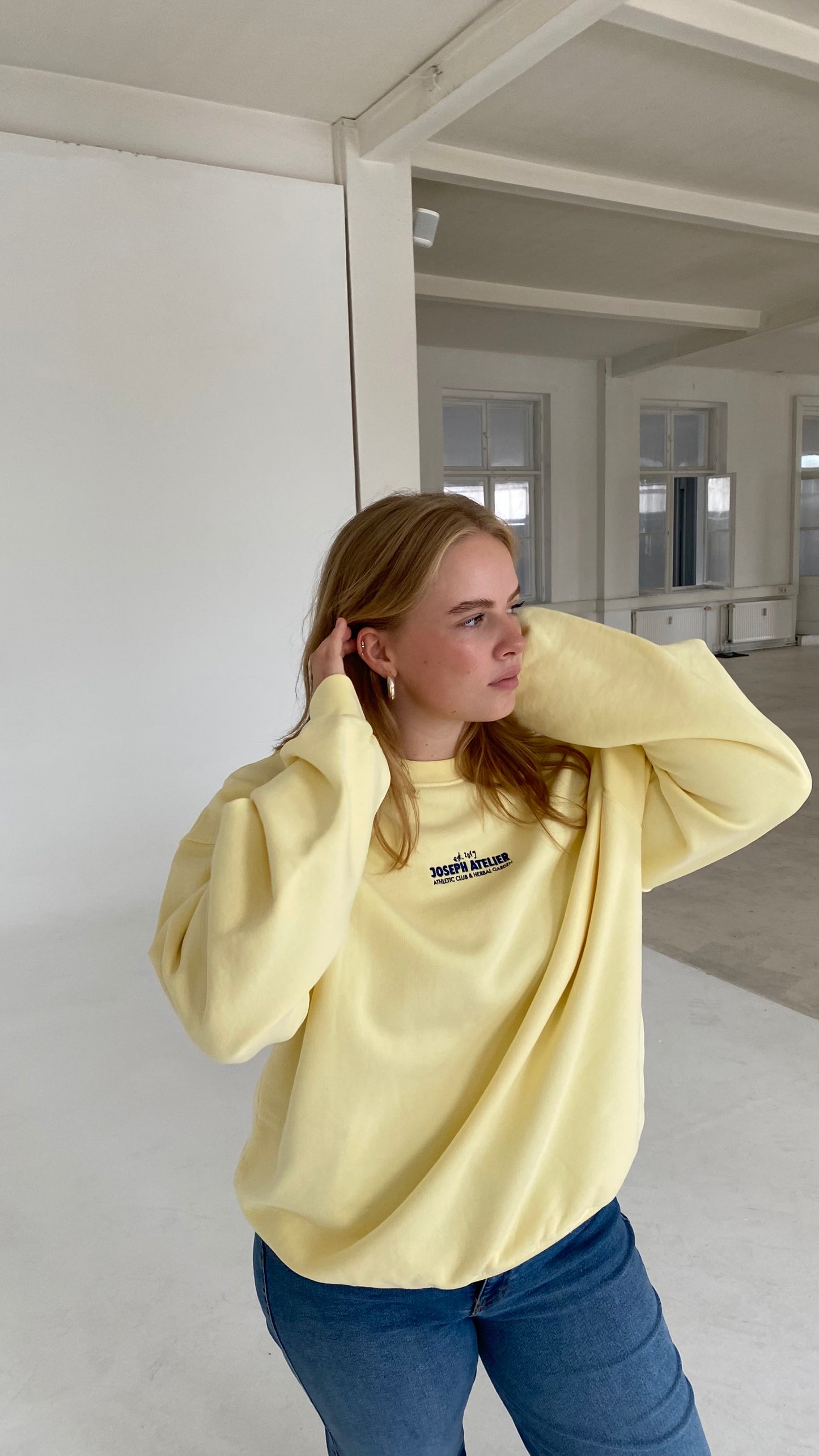 est 2019 cozy sweater