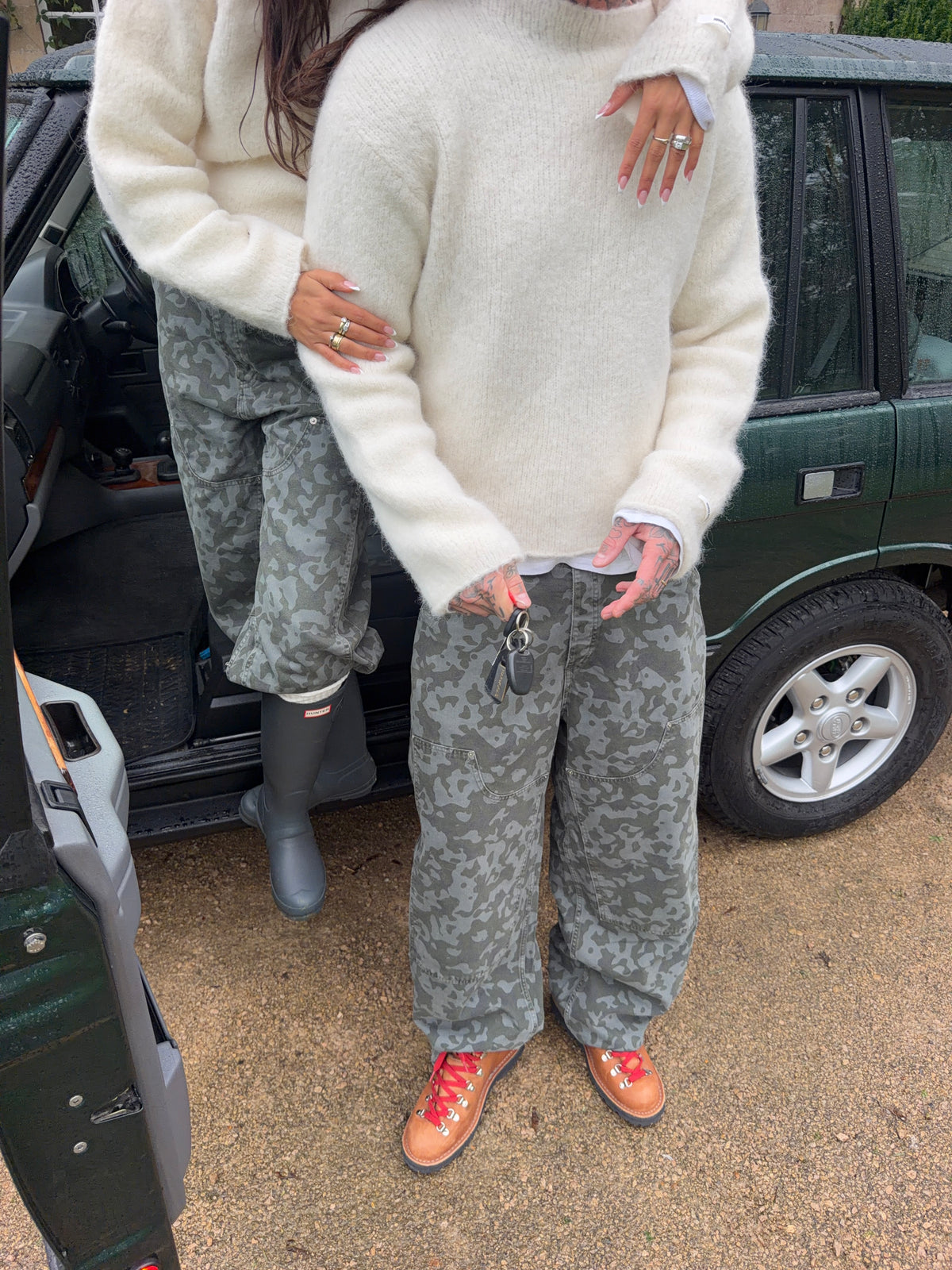 Josi - 183cm - M & M <br/> Til - 203cm - XXL & XXL