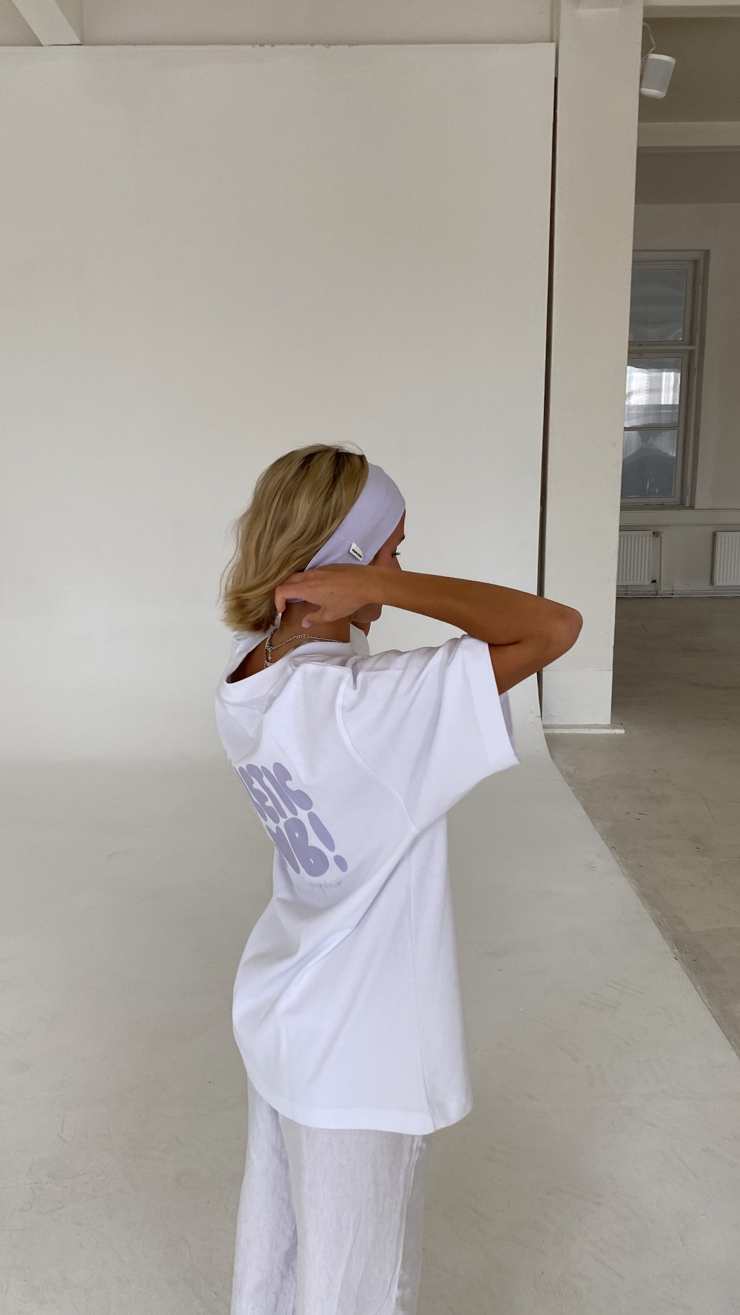 athletic club bubble core tee white