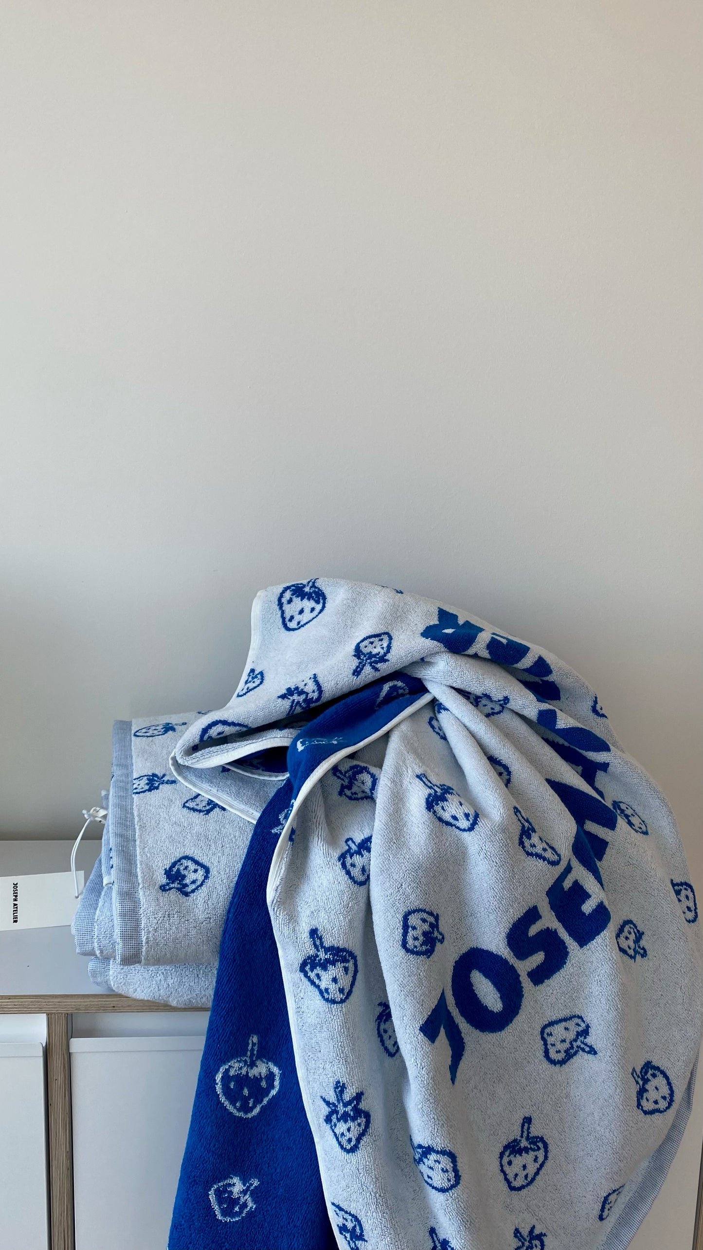 joseph atelier towel
