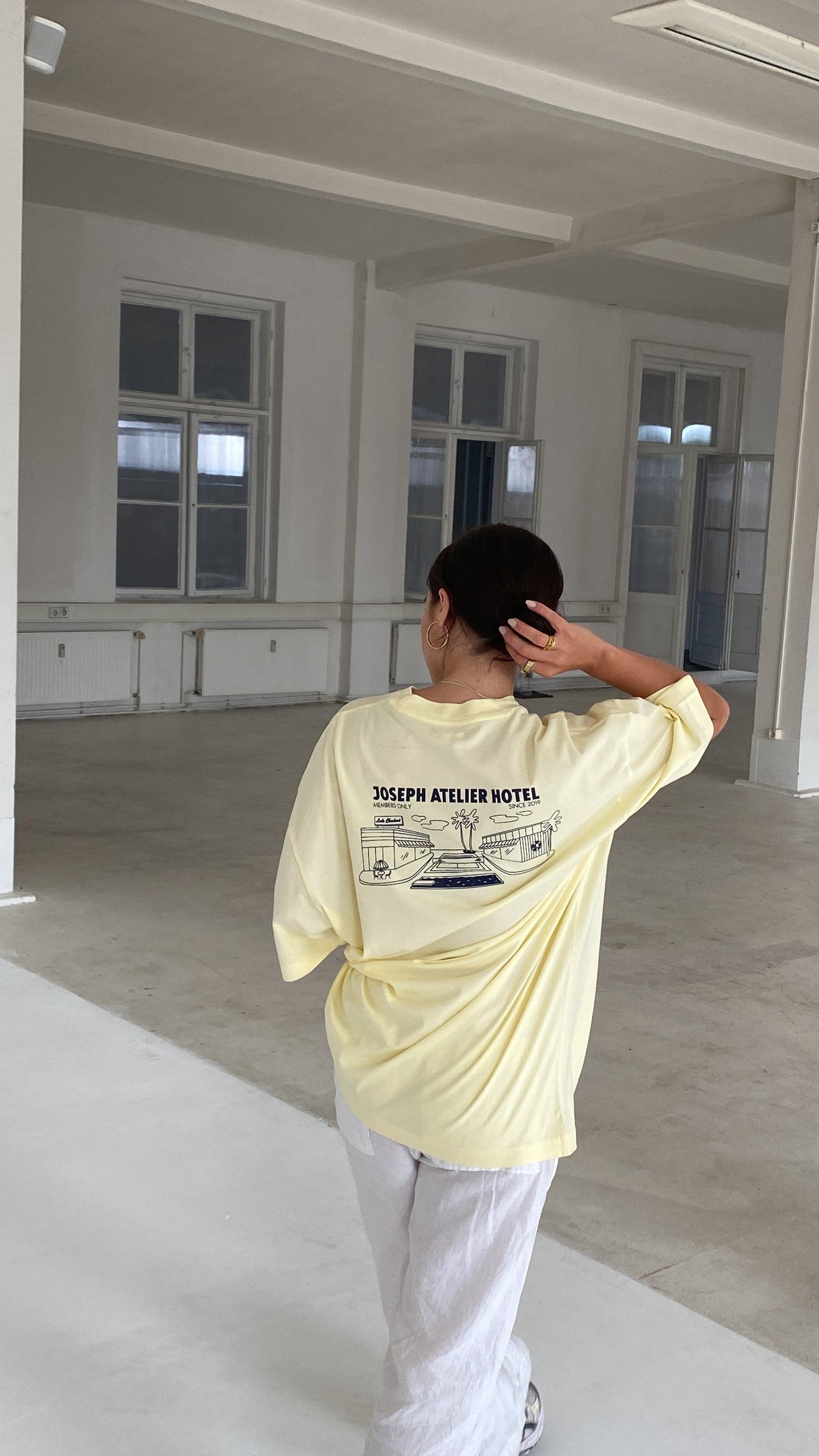 joseph atelier hotel summer tee