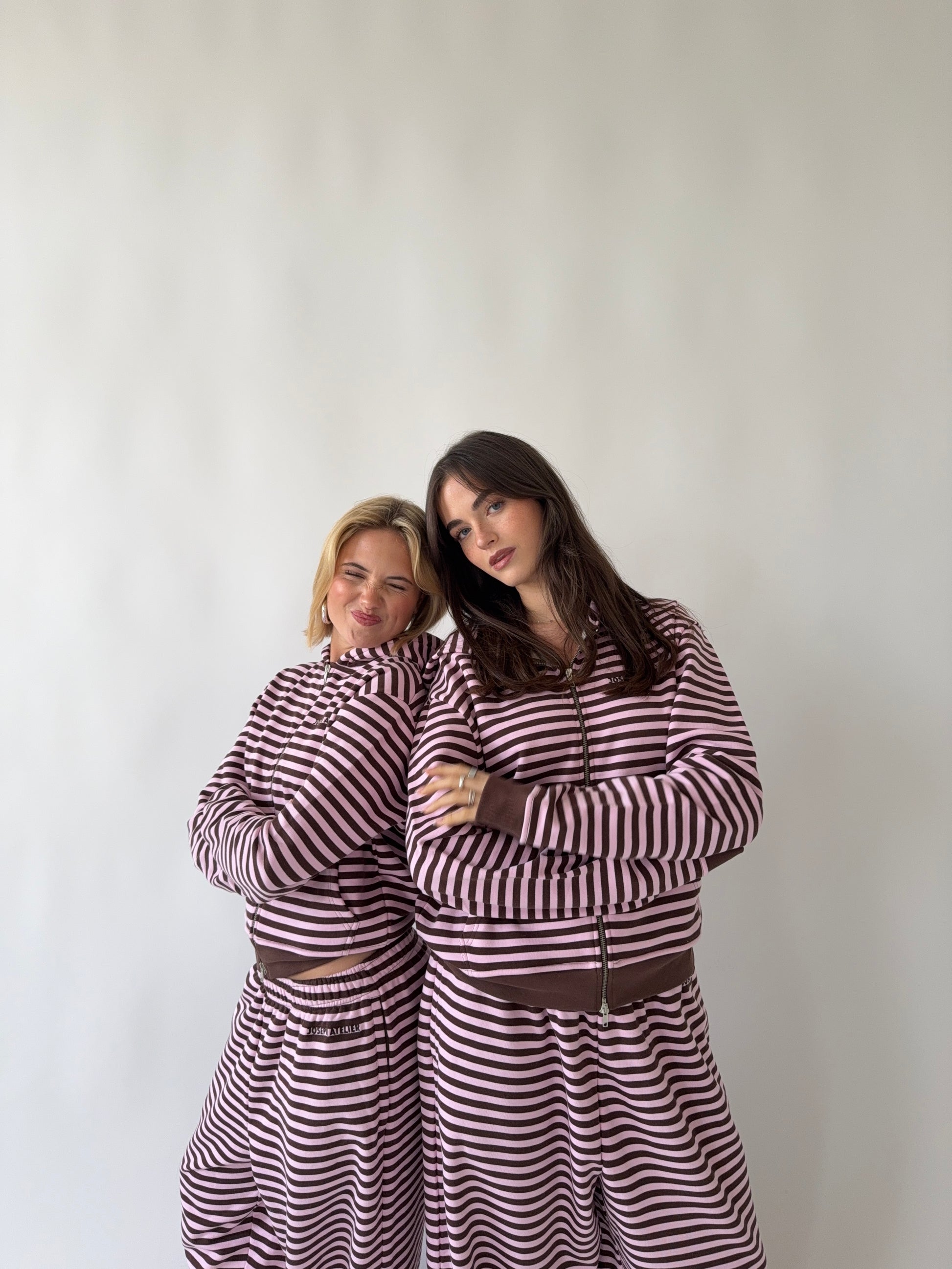 Jolina - 168 cm - M & M/tall <br/> Fabienne - 180 cm - XL & XL/tall