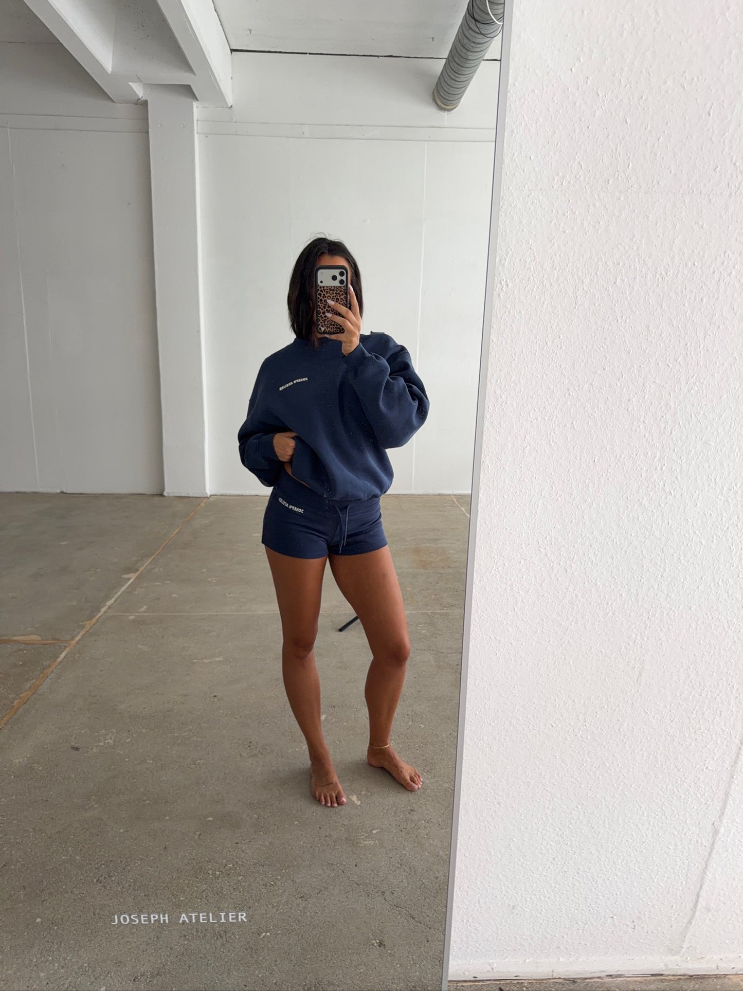 classic sweater navy - local beach