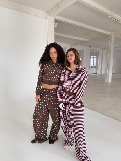 Belle - 180 cm - M & M/tall <br/> Greta - 173 cm - M & M/tall