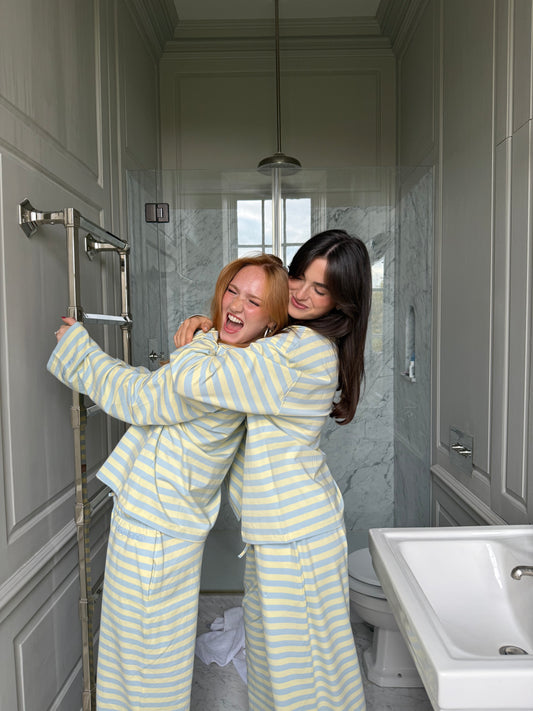 Greta - 172 cm - M & M/tall <br/> Fabienne - 180 cm - M & M/tall