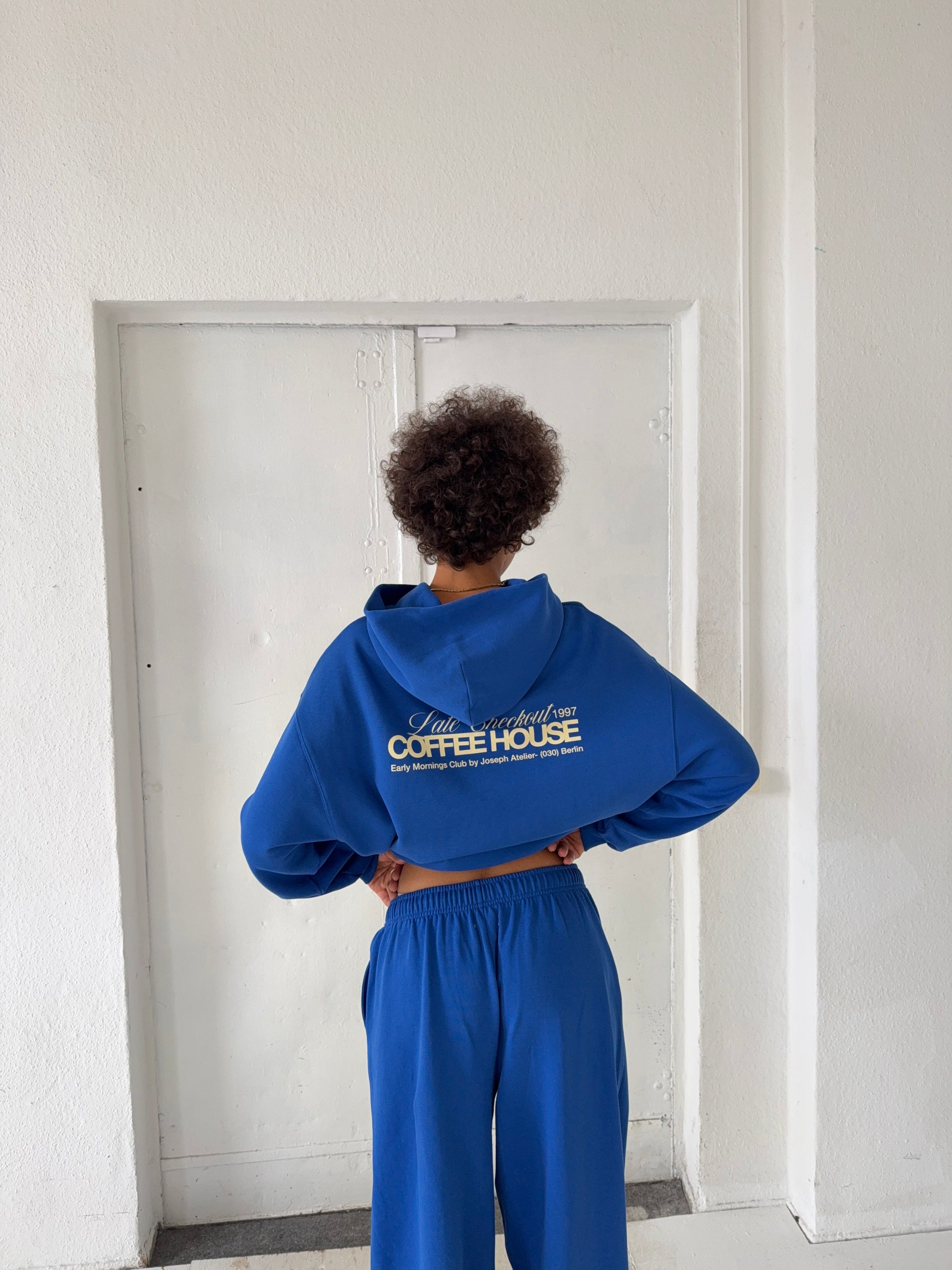 Samira - 181 cm - M & M/tall