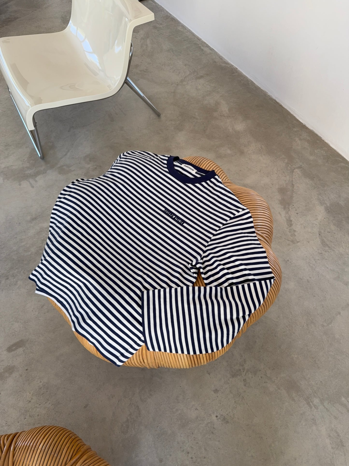 classic longsleeve stripes - navy & white