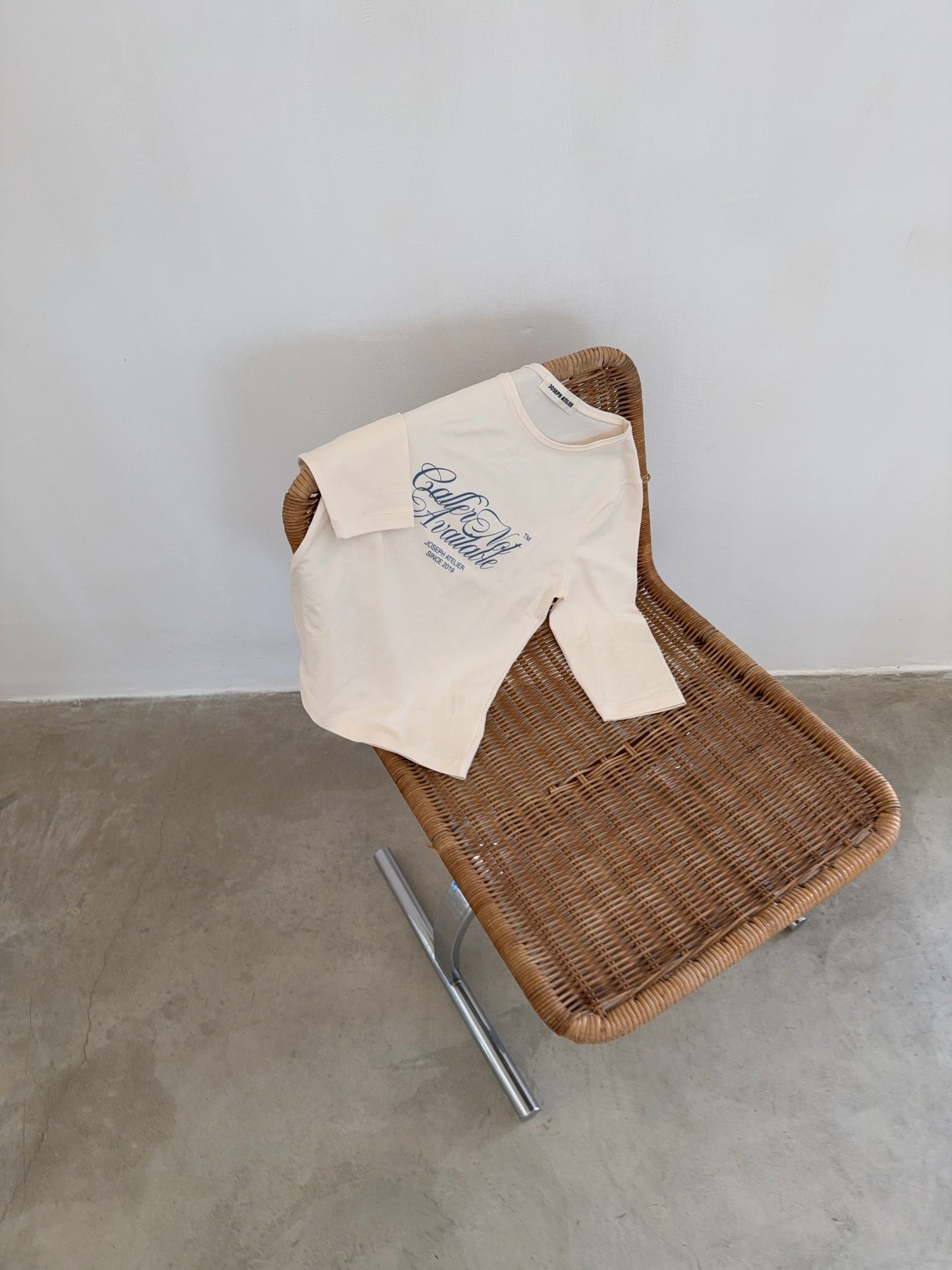 essential 3/4 tee cream - caller