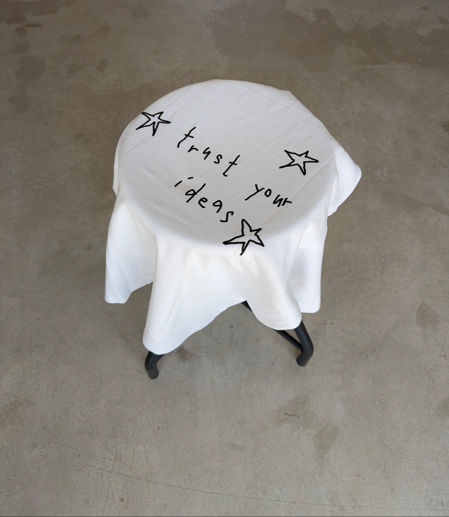 boxy tee white - trust your ideas