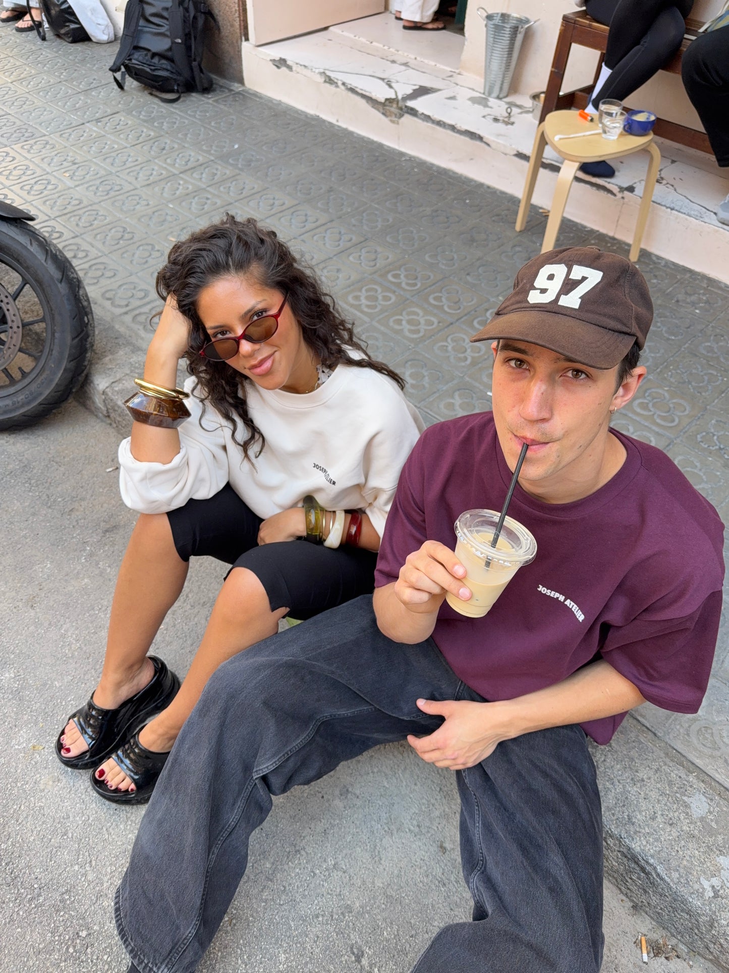Jasmine - 165 cm - S <br/> Fausto - 189 cm - M