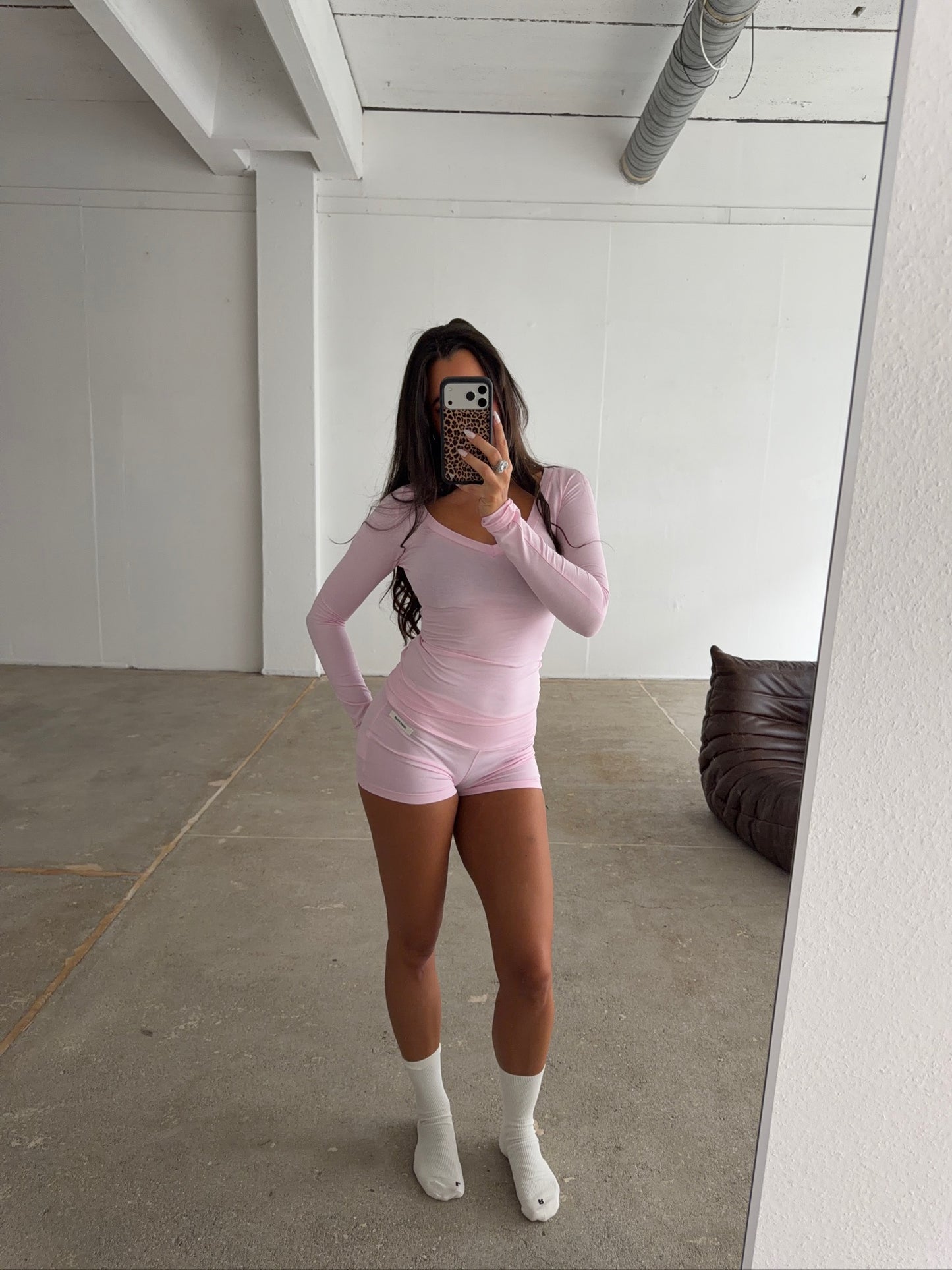 essential shorts baby pink