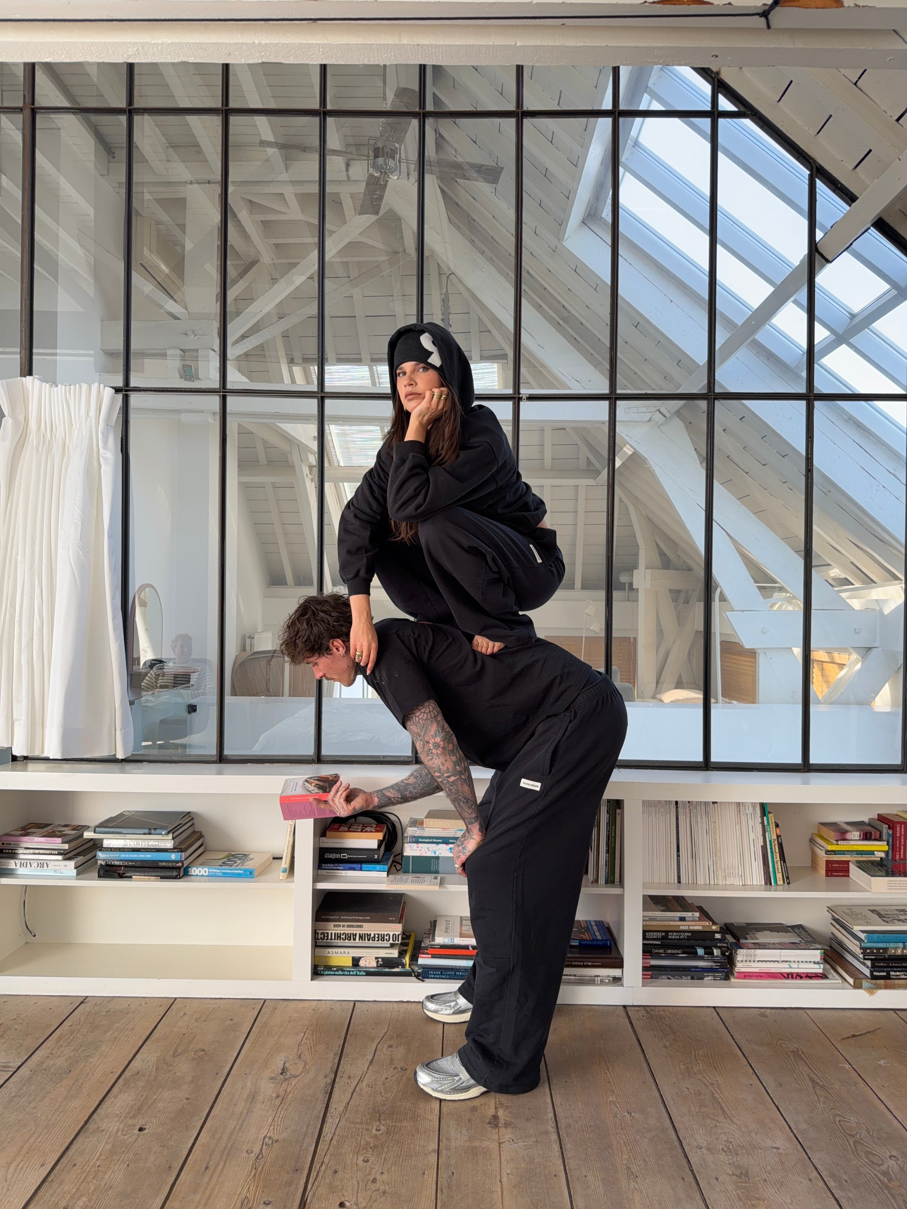 Josi - 183 cm - M & M/tall <br/> Til - 203 cm - L & XXL/tall