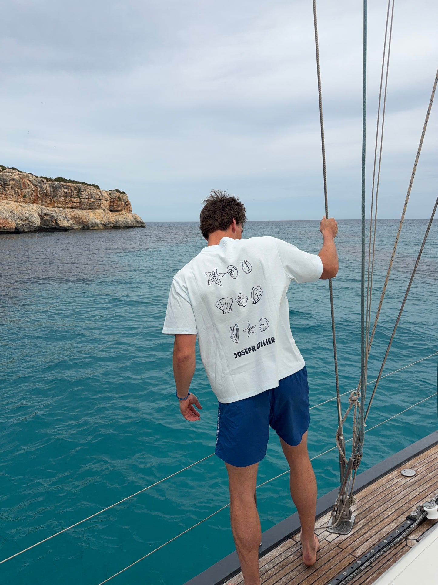 boxy tee baby blue - shells
