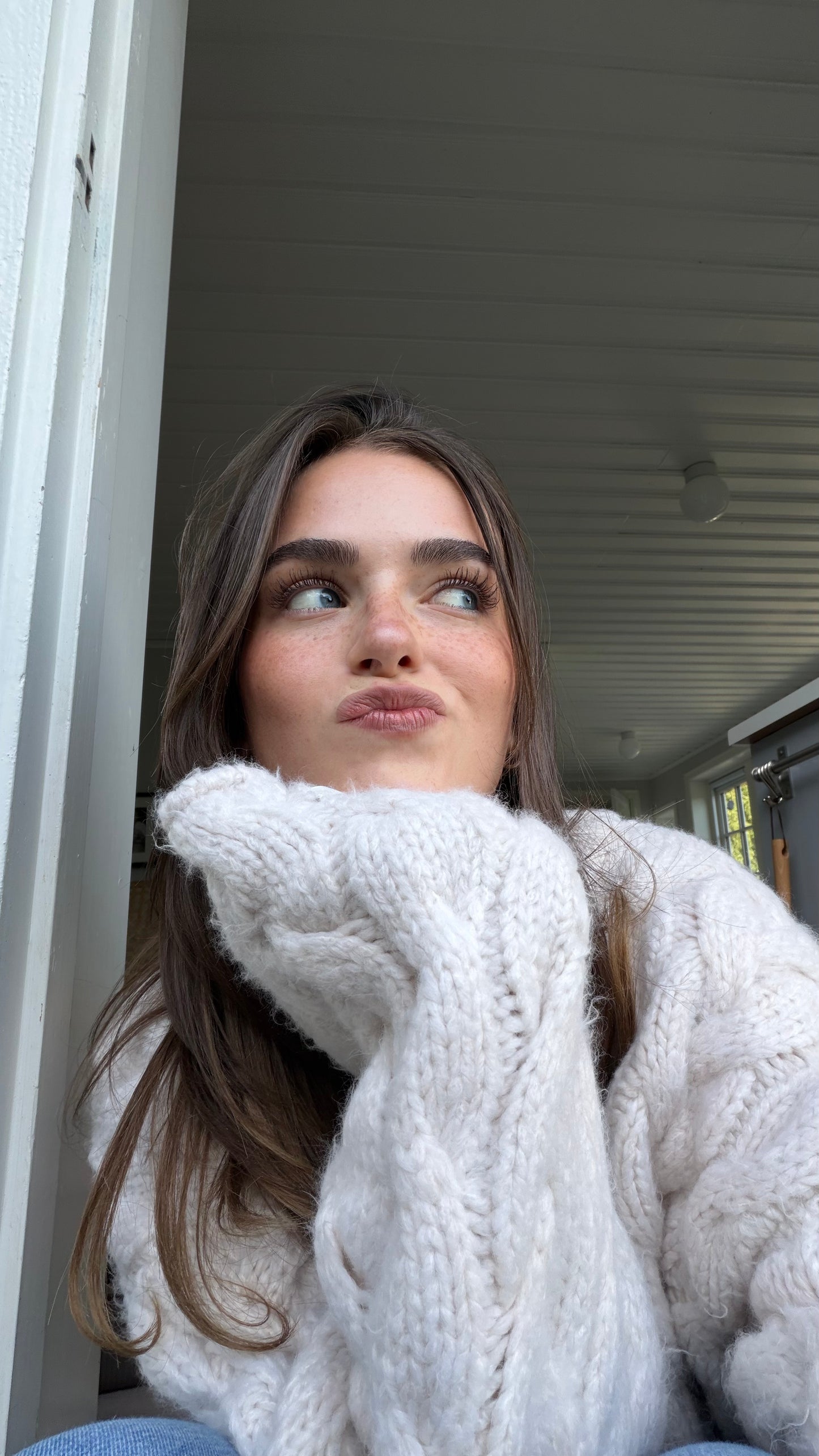 soft cable sweater cream