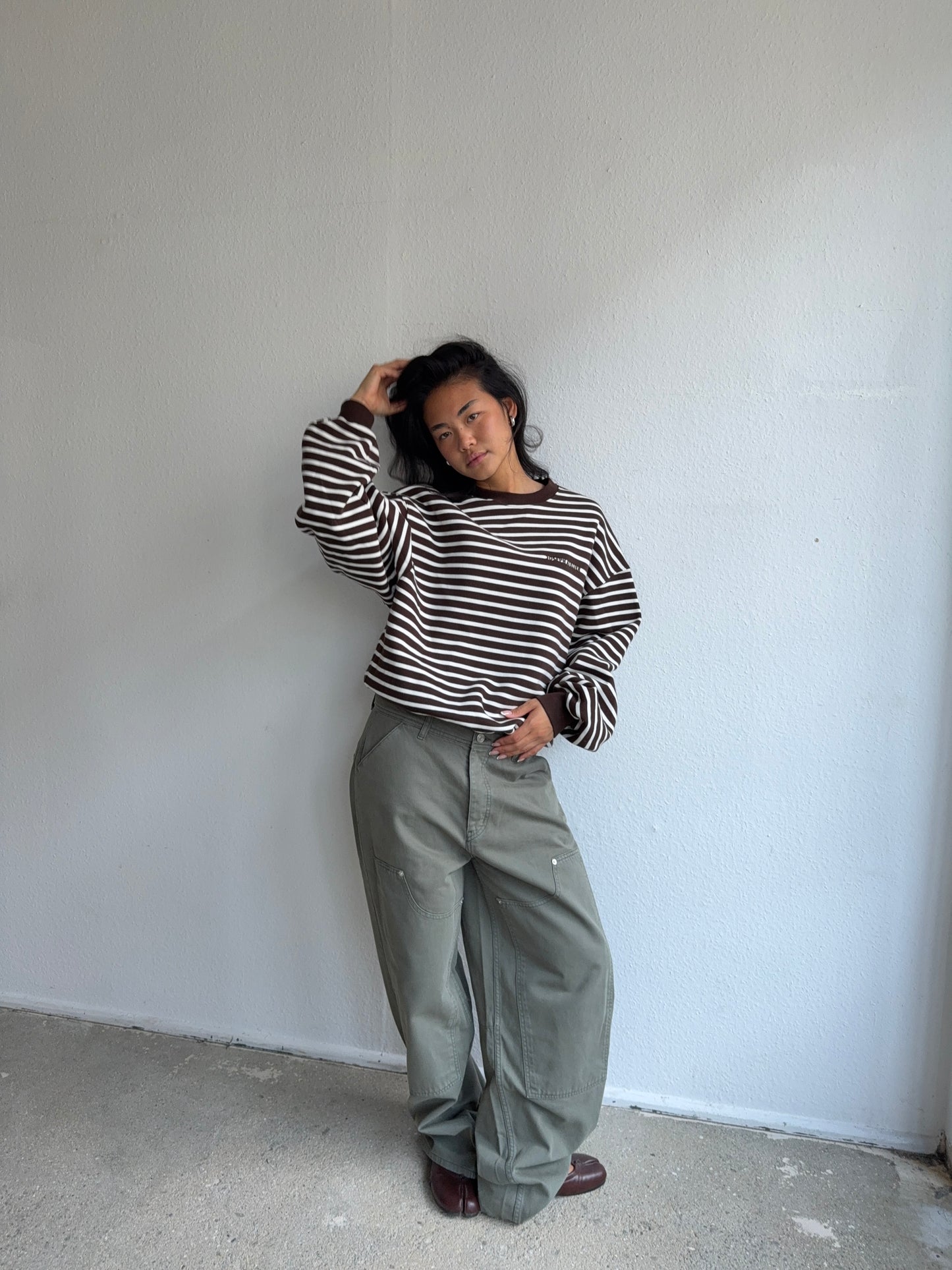daily artist pants khaki
