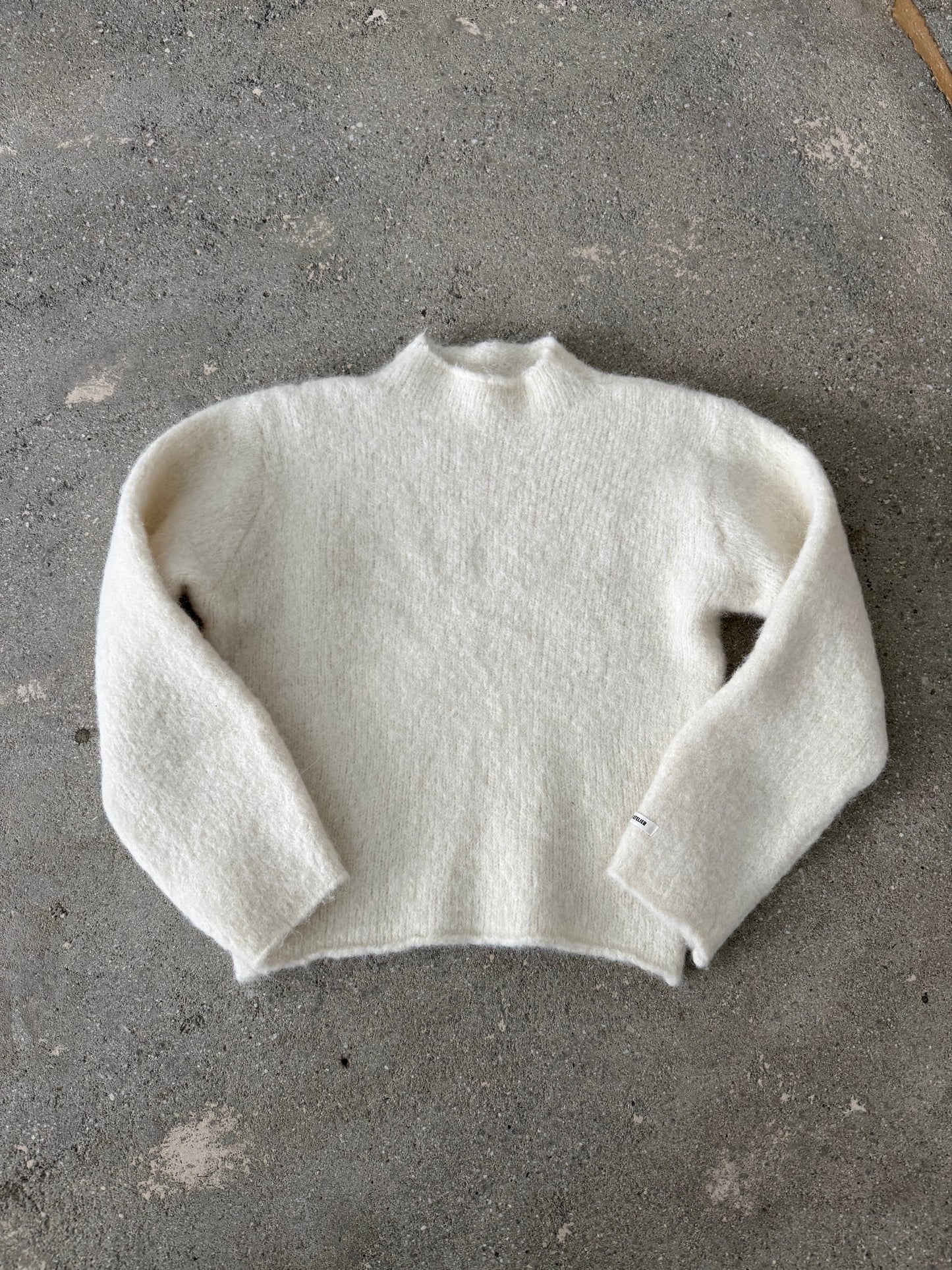 perfect crewneck sweater ivory