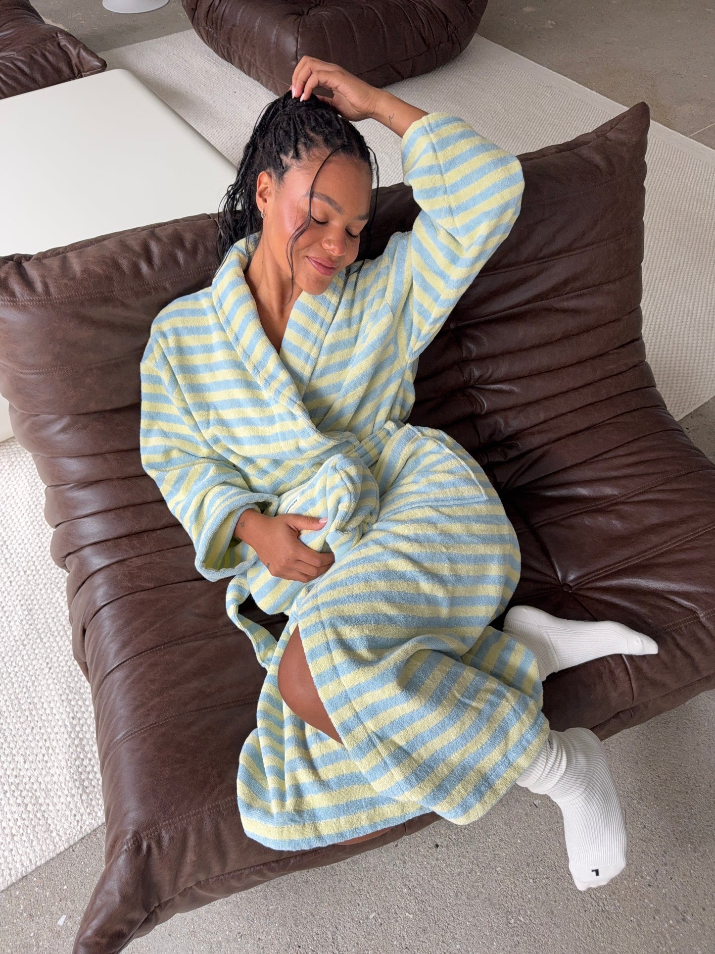 terry robe daisy