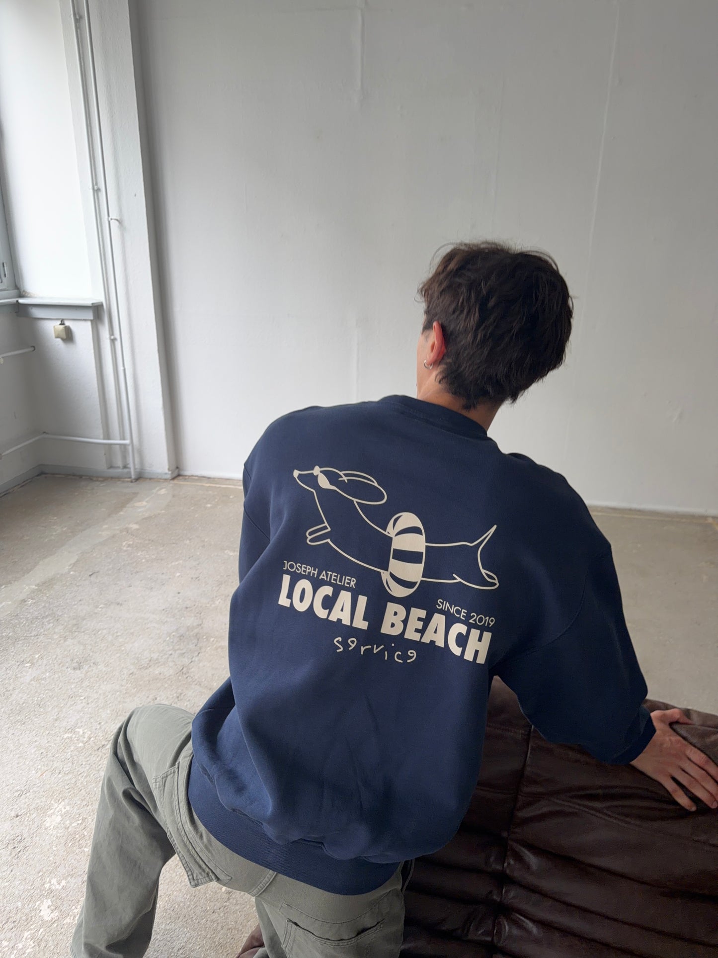 classic sweater navy - local beach