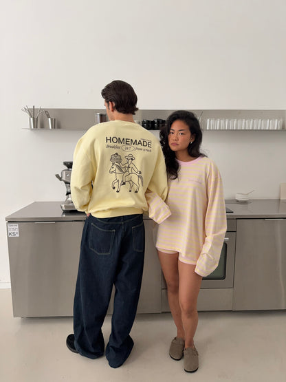 Benedict - 187 cm - M <br/> Thao - 169 cm - M & S