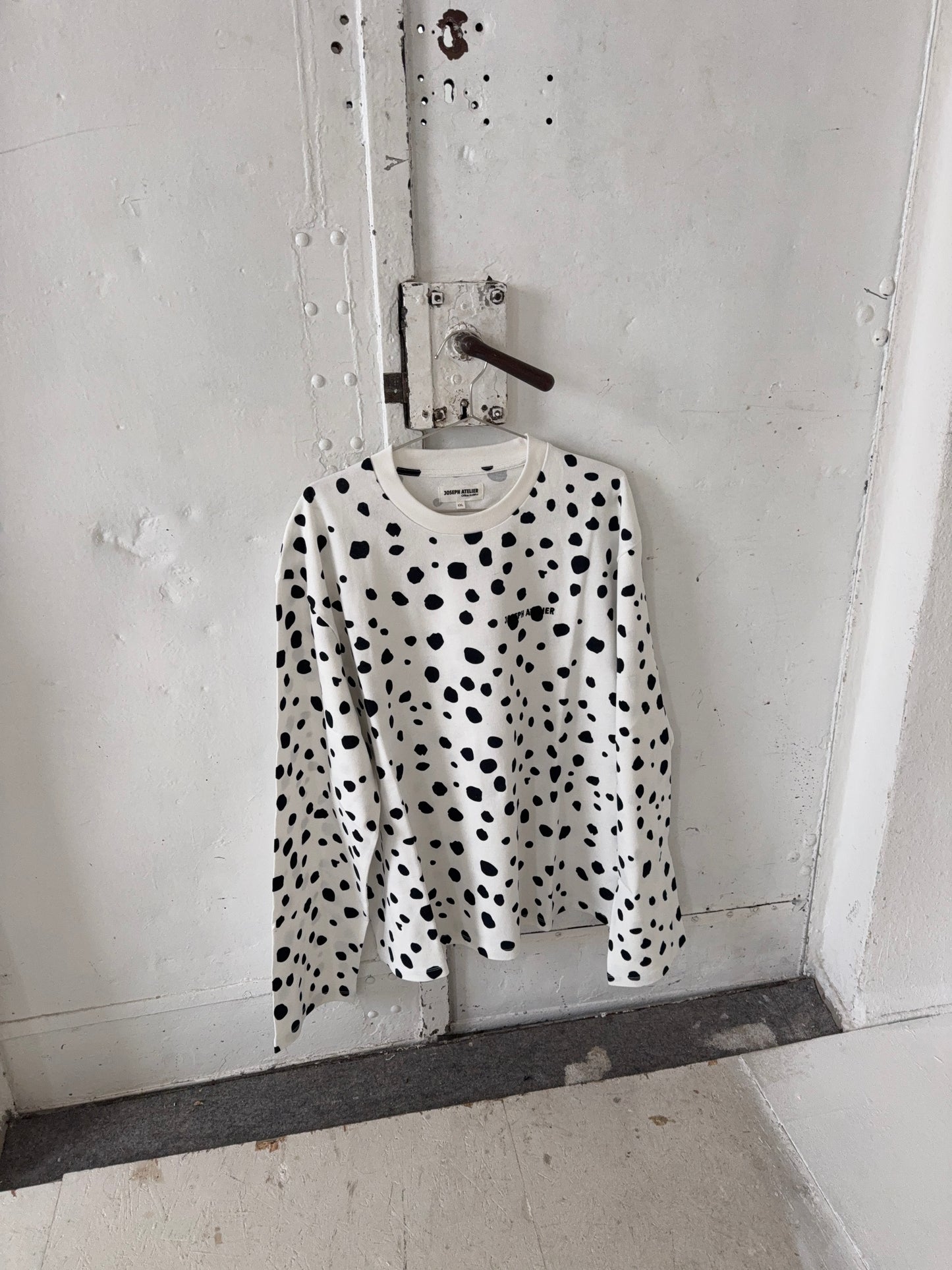 classic longsleeve - dalmatian
