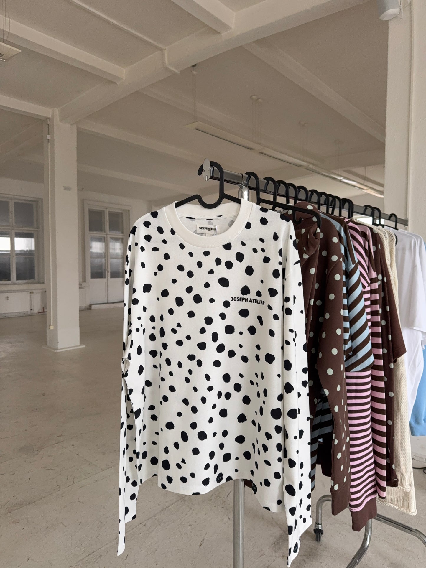 classic longsleeve - dalmatian