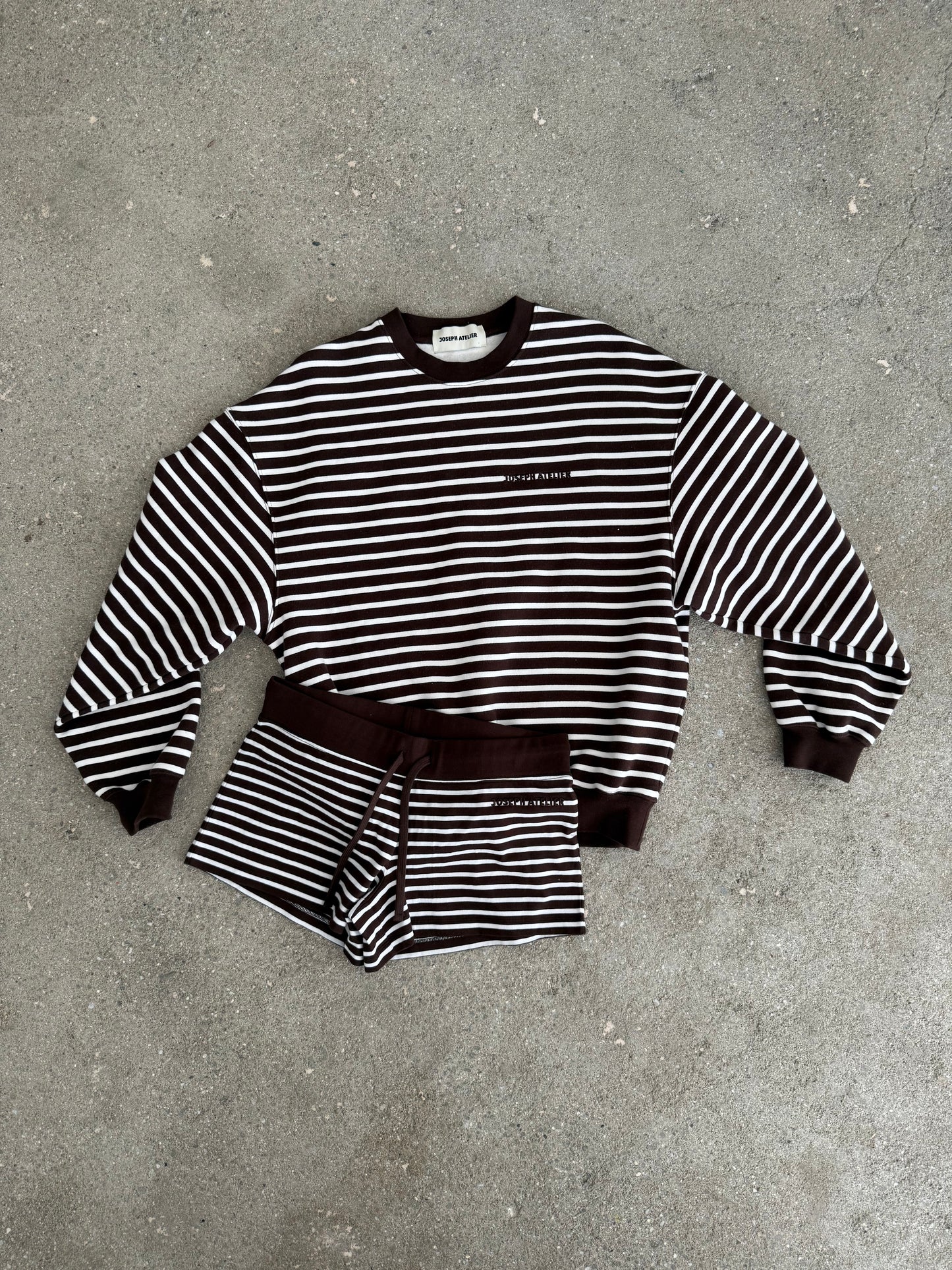 mix & match: sweater/sweatshorts