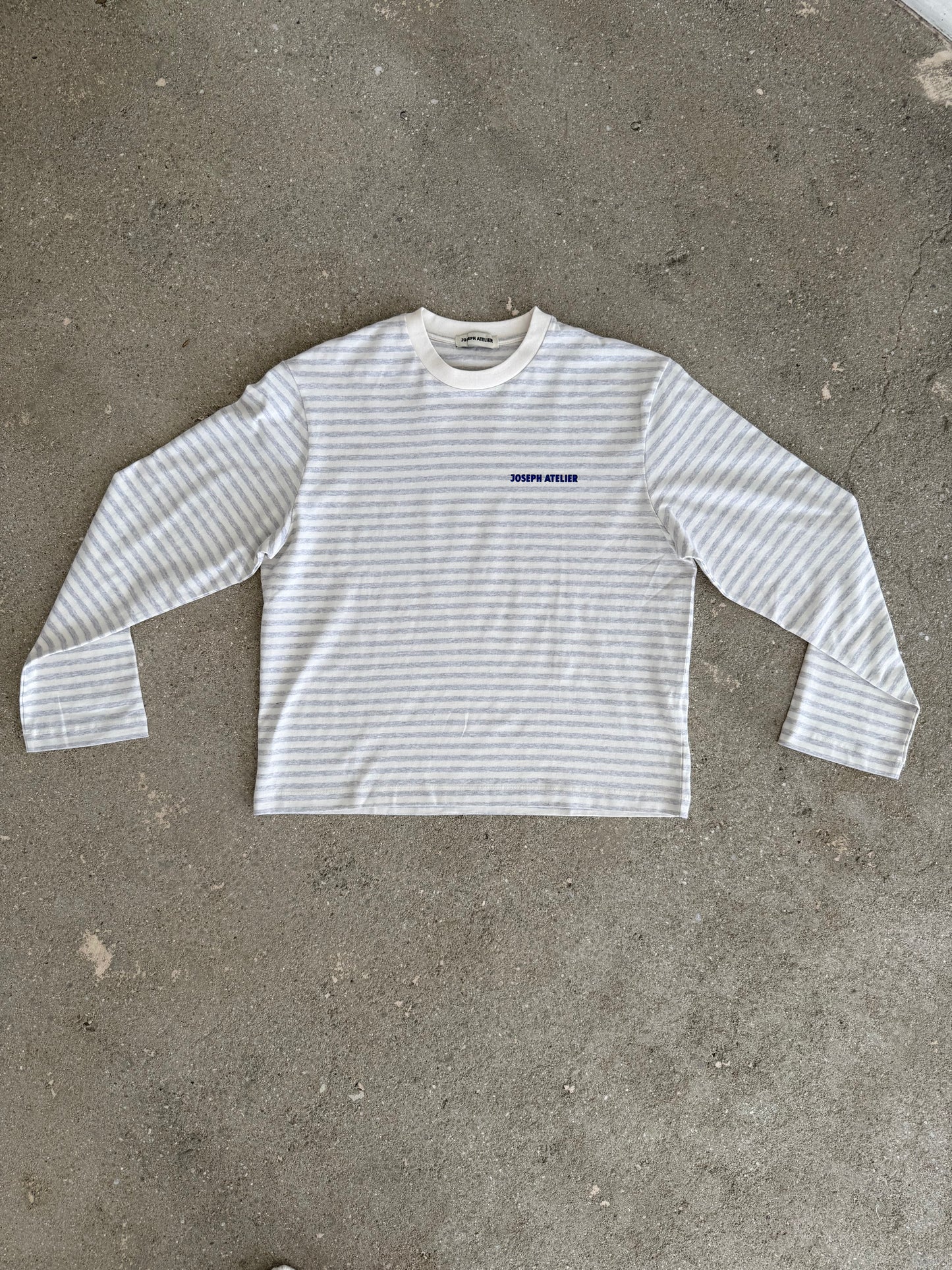 classic longsleeve daydreaming