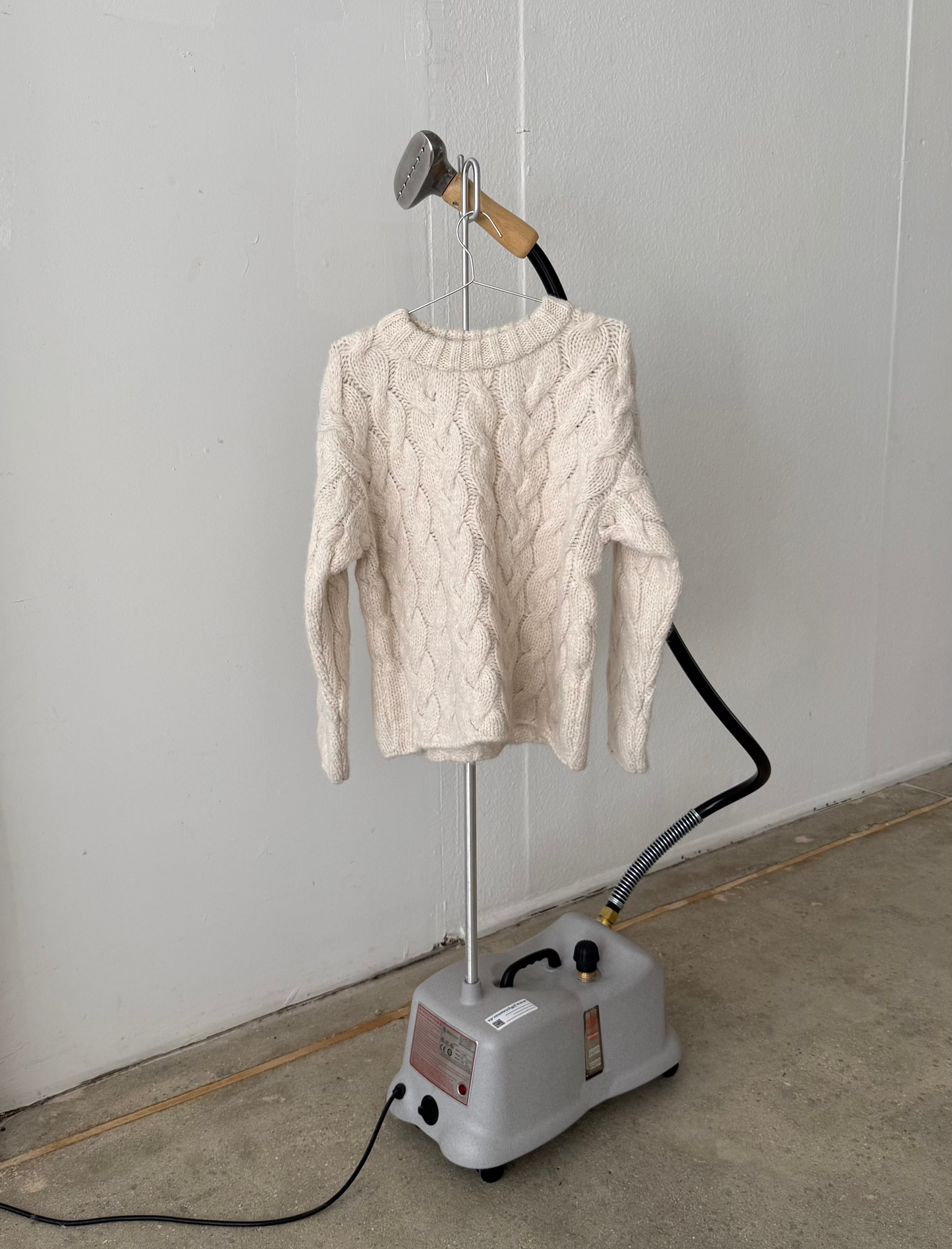 soft cable sweater cream