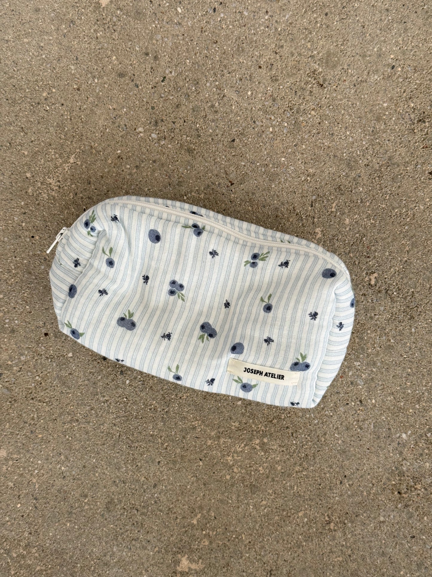 cosmetic pouch sweet harvest