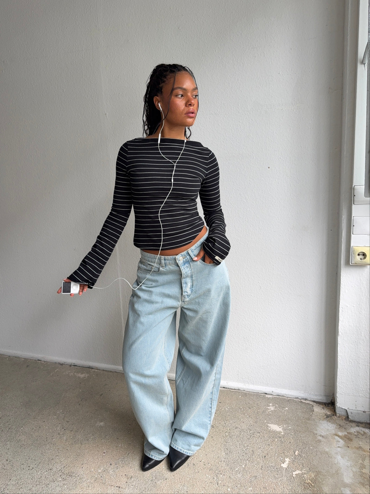straight neckline longsleeve