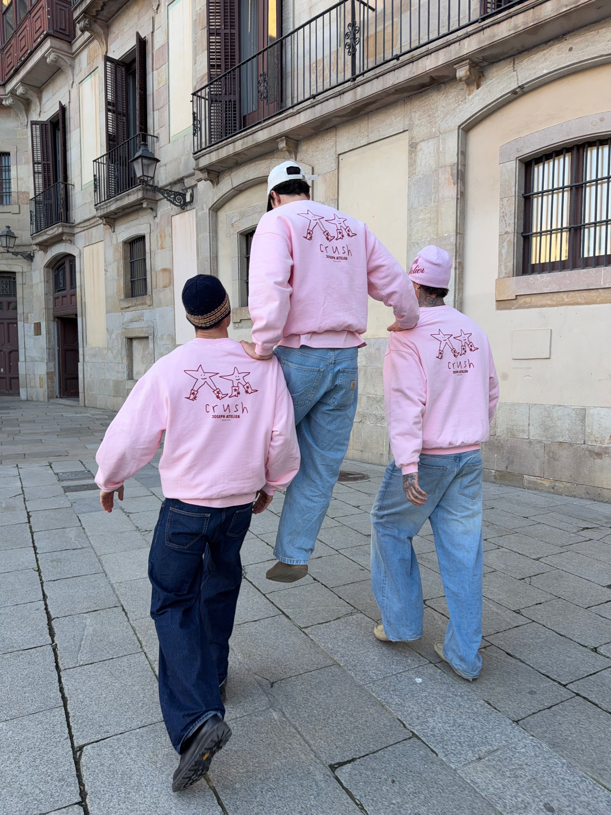 Niclas - 186 cm - M <br/> Fausto - 189 cm - L <br/> Til - 203 cm - XL