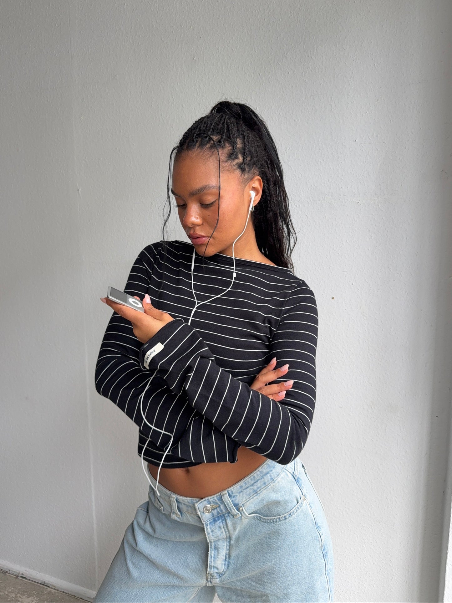 straight neckline longsleeve