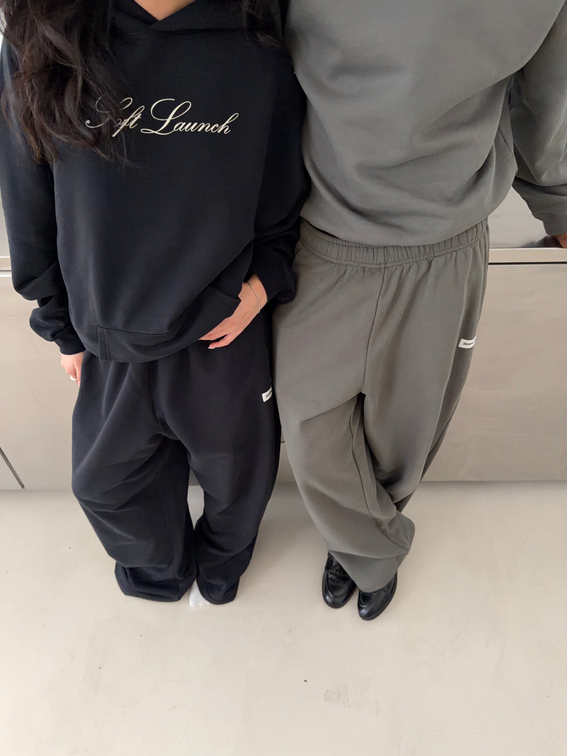 Thao - 169 cm - L & M/tall <br/> Richy - 185 cm - L & L/tall 