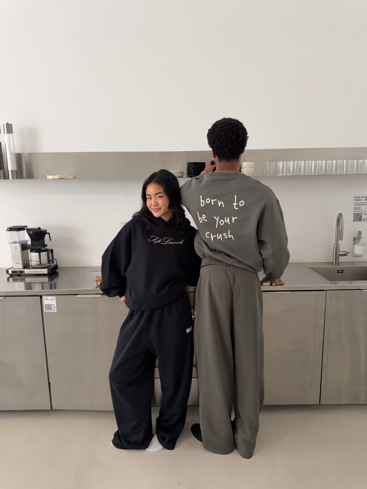 Thao - 169 cm - L & M/tall <br/> Richy - 185 cm - L & L/tall 
