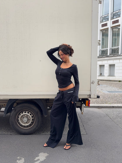 essential sweatpants black