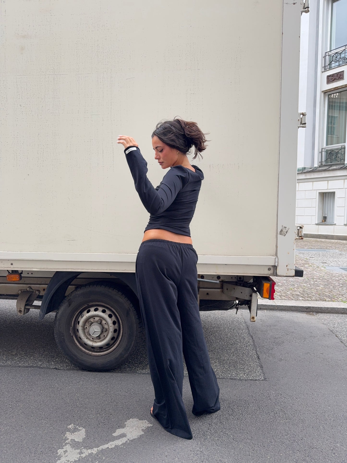 essential sweatpants black