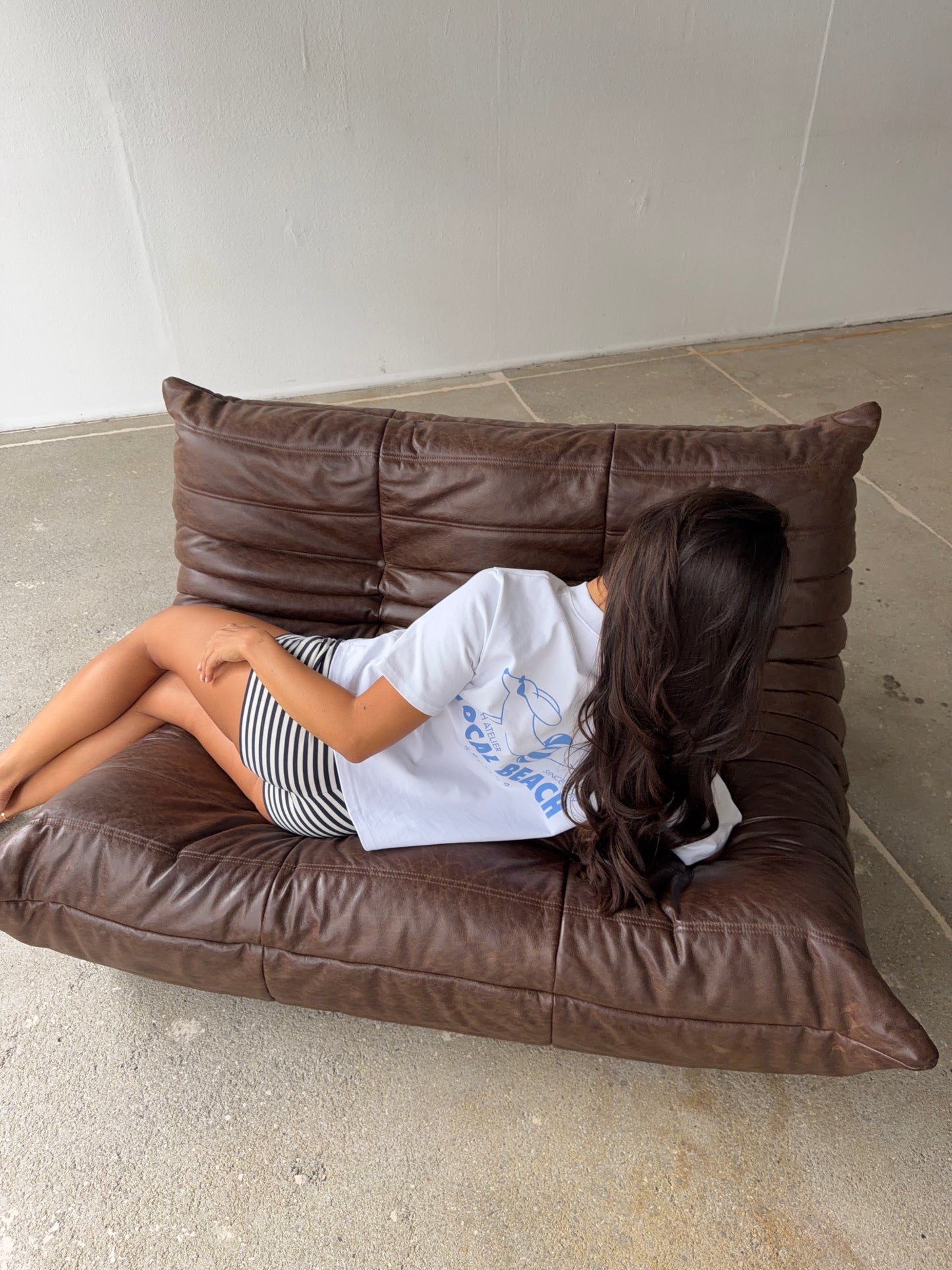 boxy tee white - local beach