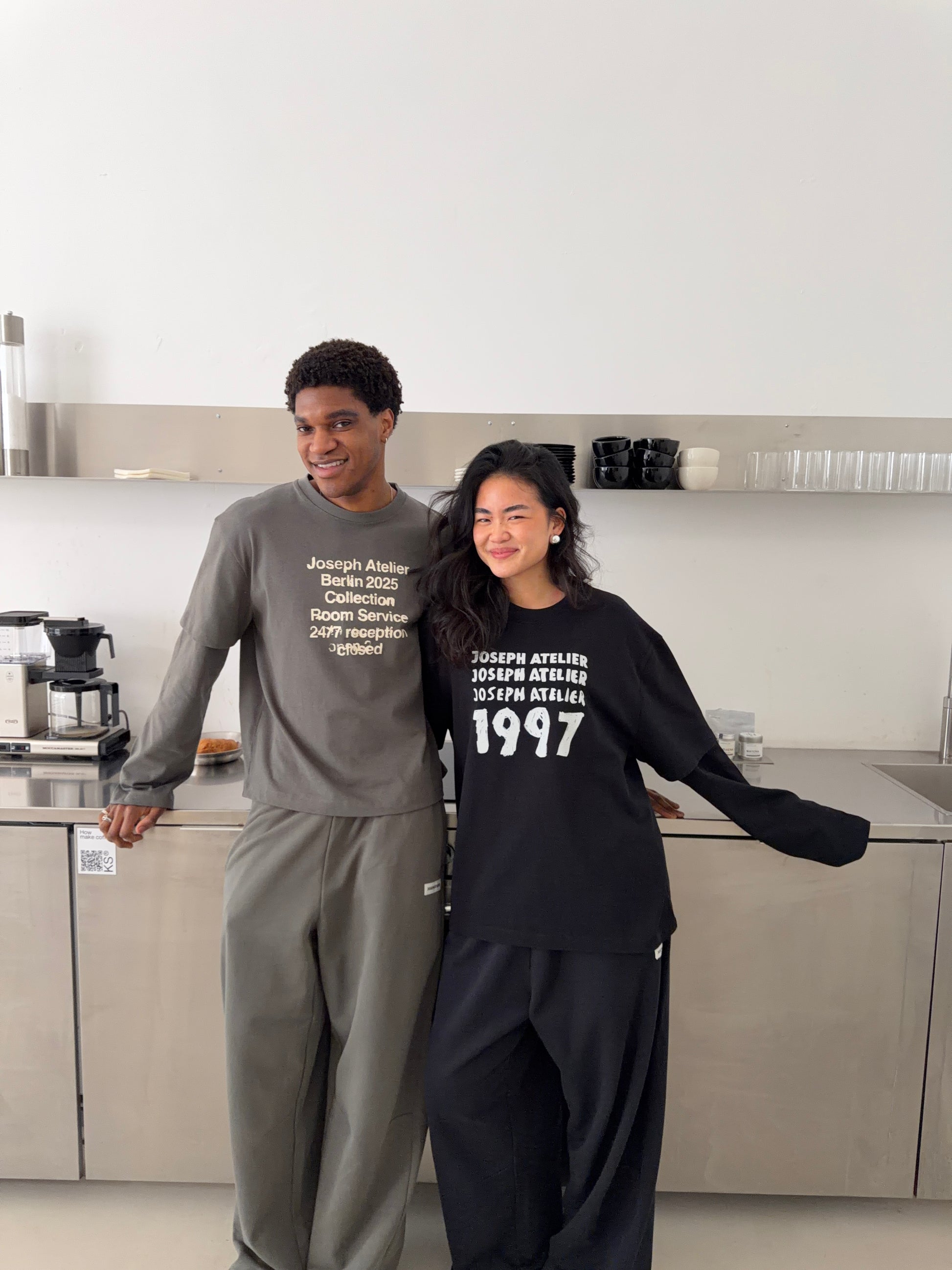 Richy - 185 cm - L & L/tall <br/> Thao - 169 cm - L & M/tall