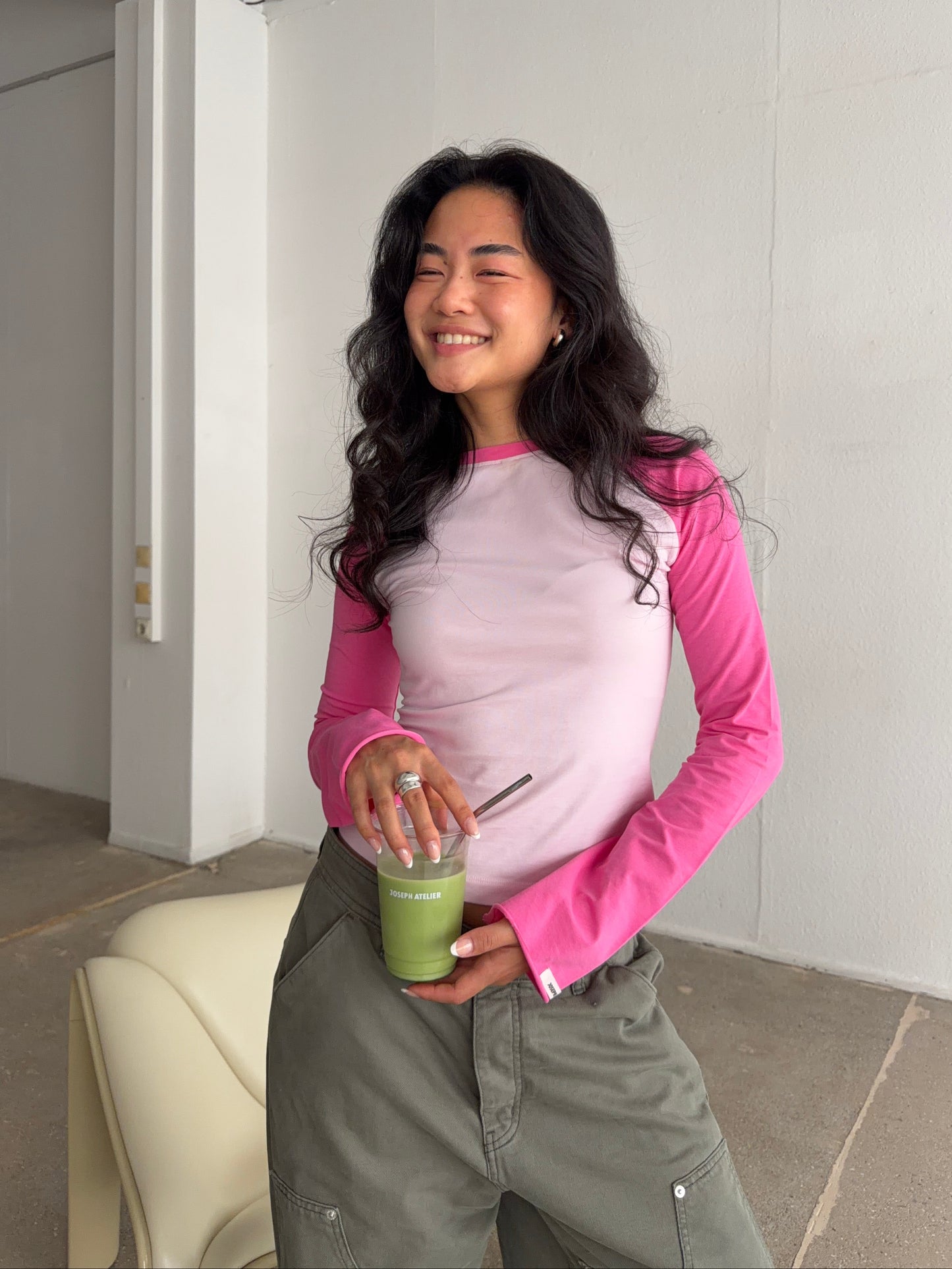 essential raglan longsleeve bubblegum