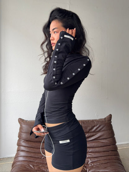 essential button longsleeve black