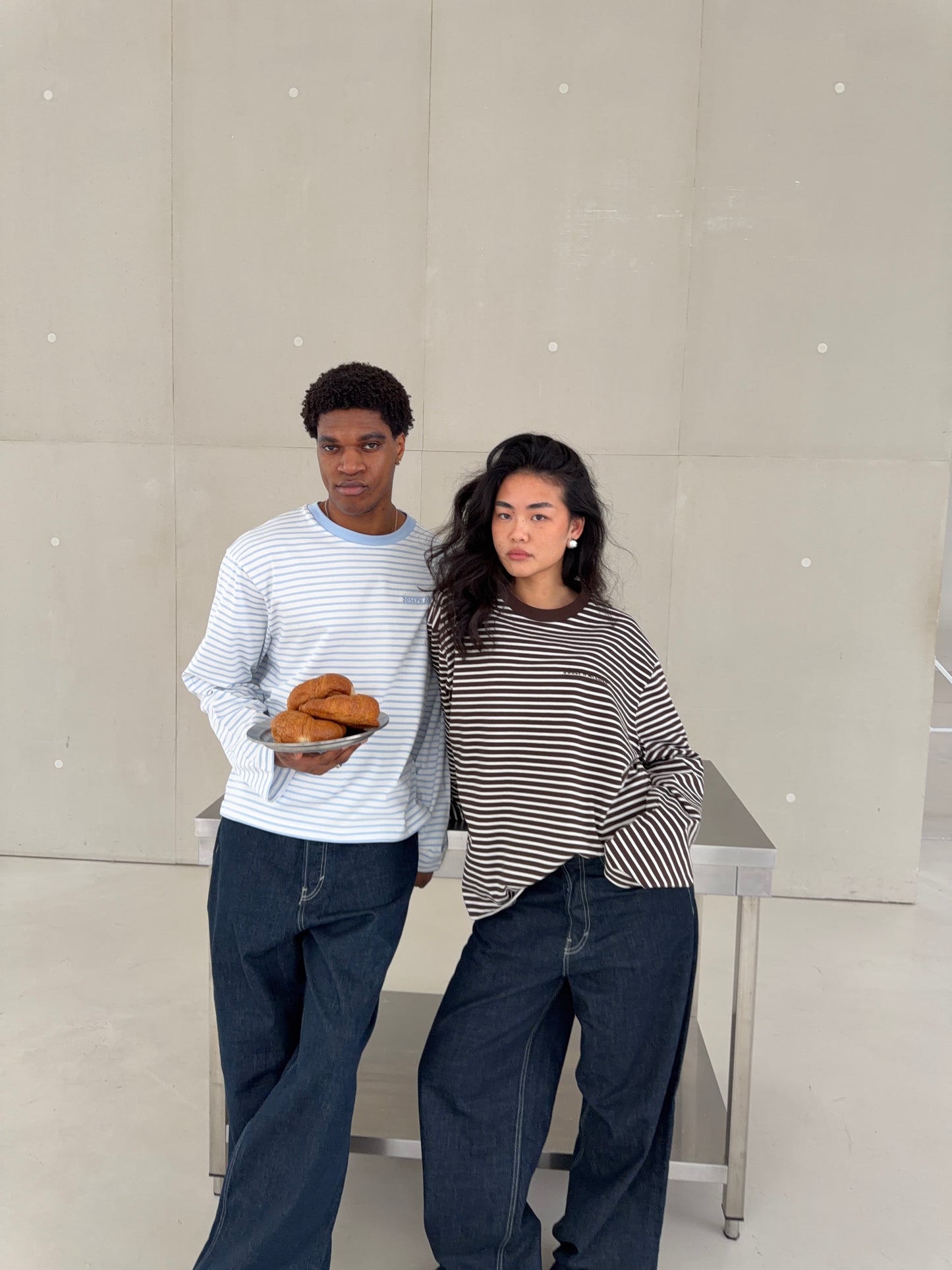 Richy - 185 cm - L <br/> Thao - 169 cm - L
