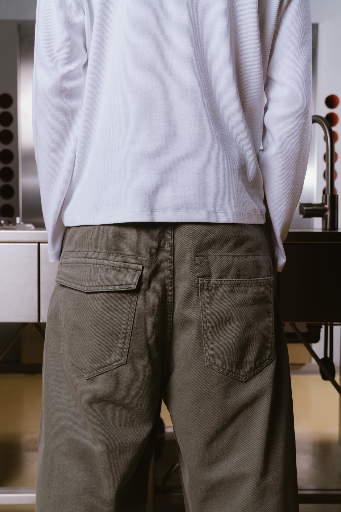 daily artist pants - washed khaki